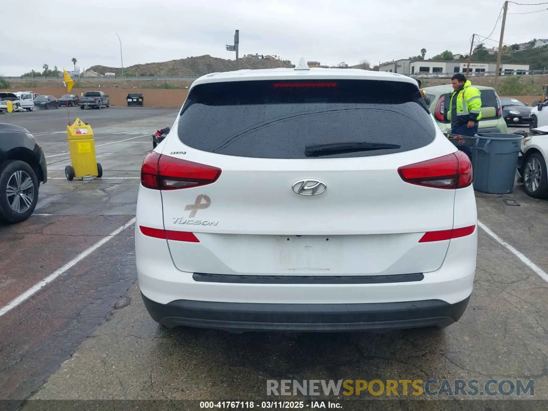 17 Photograph of a damaged car KM8J23A48KU026984 HYUNDAI TUCSON 2019