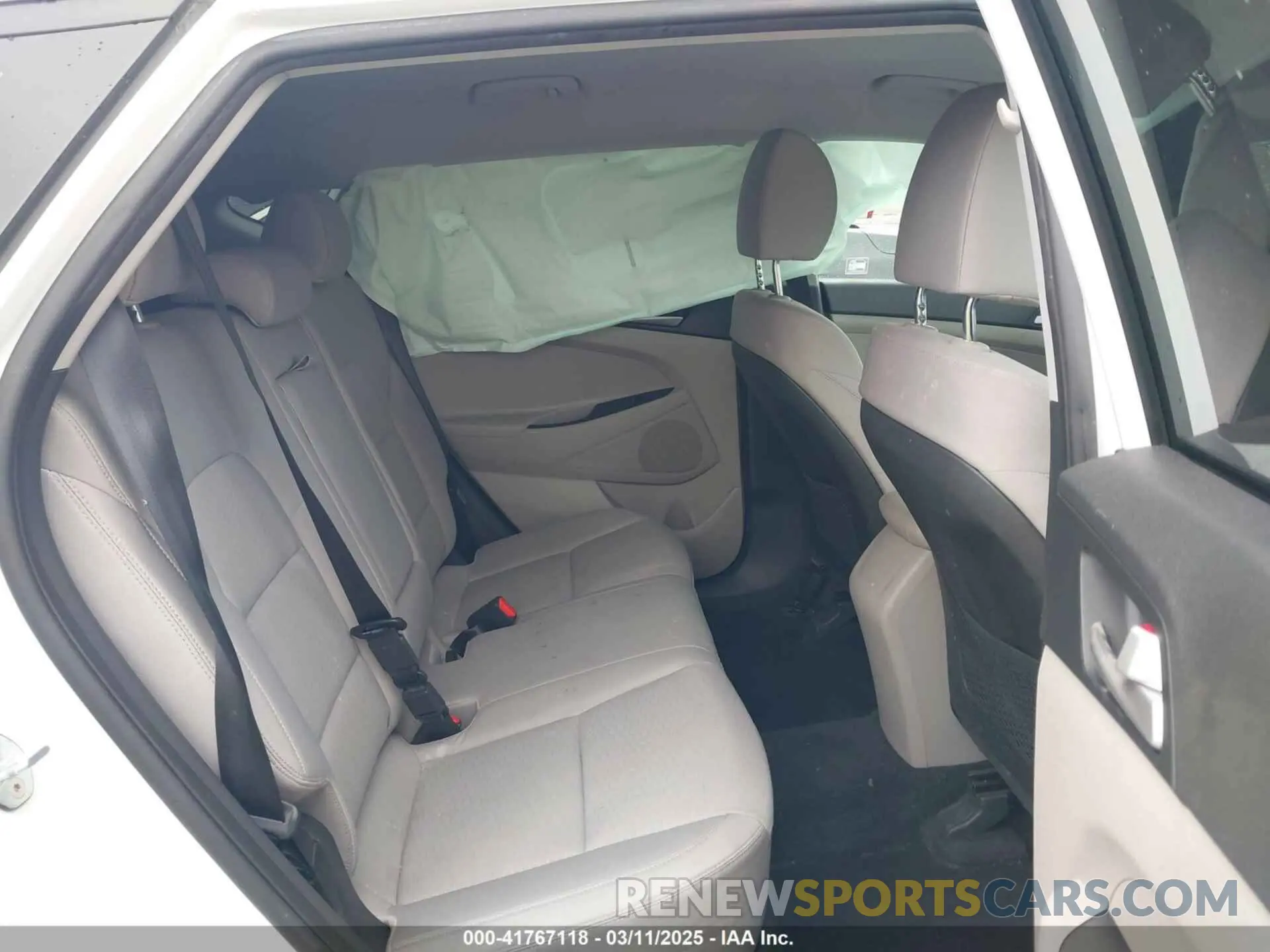 8 Photograph of a damaged car KM8J23A48KU026984 HYUNDAI TUCSON 2019