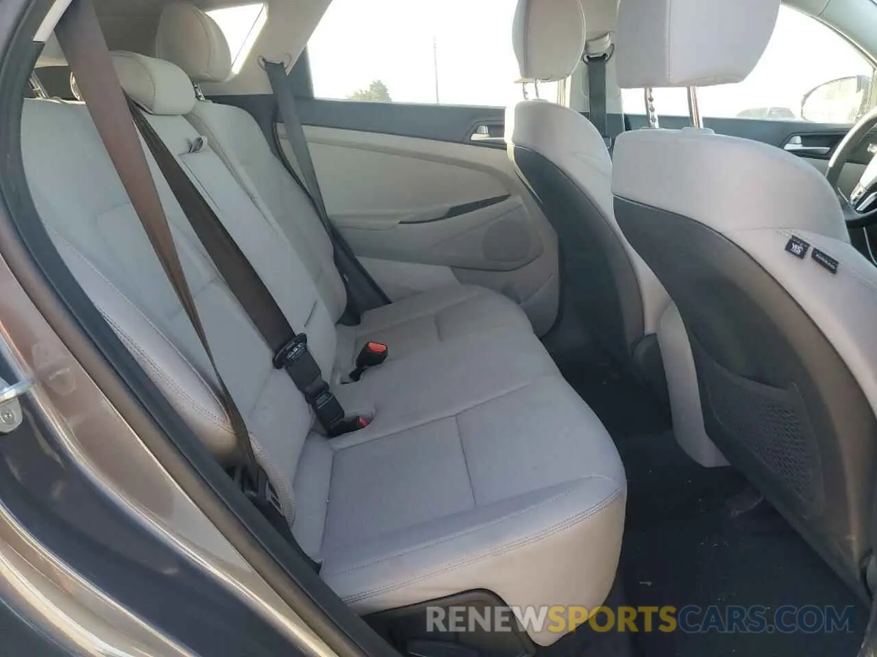 11 Фотография поврежденного автомобиля KM8J23A48KU071407 HYUNDAI TUCSON 2019