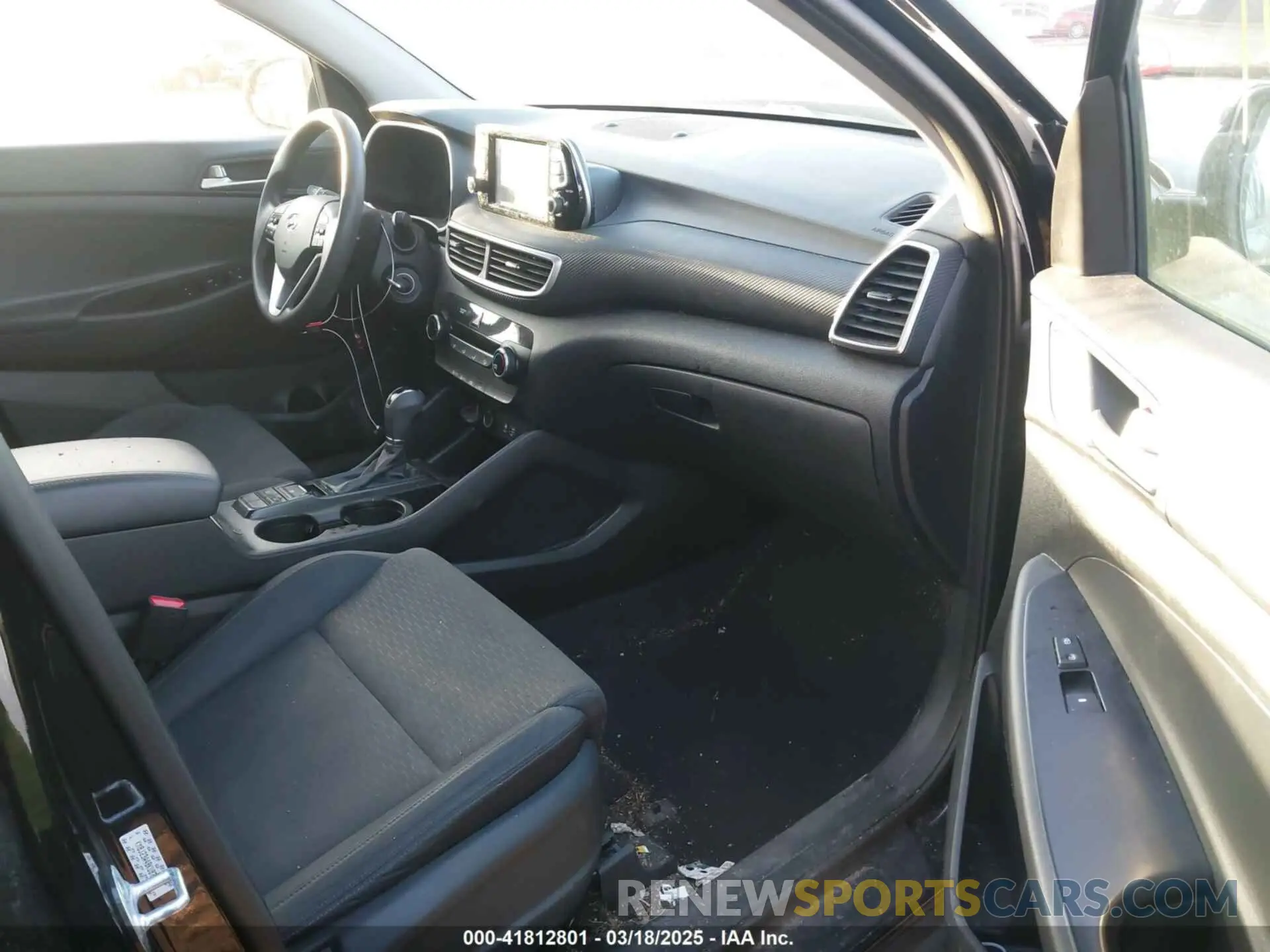 5 Фотография поврежденного автомобиля KM8J23A48KU874184 HYUNDAI TUCSON 2019