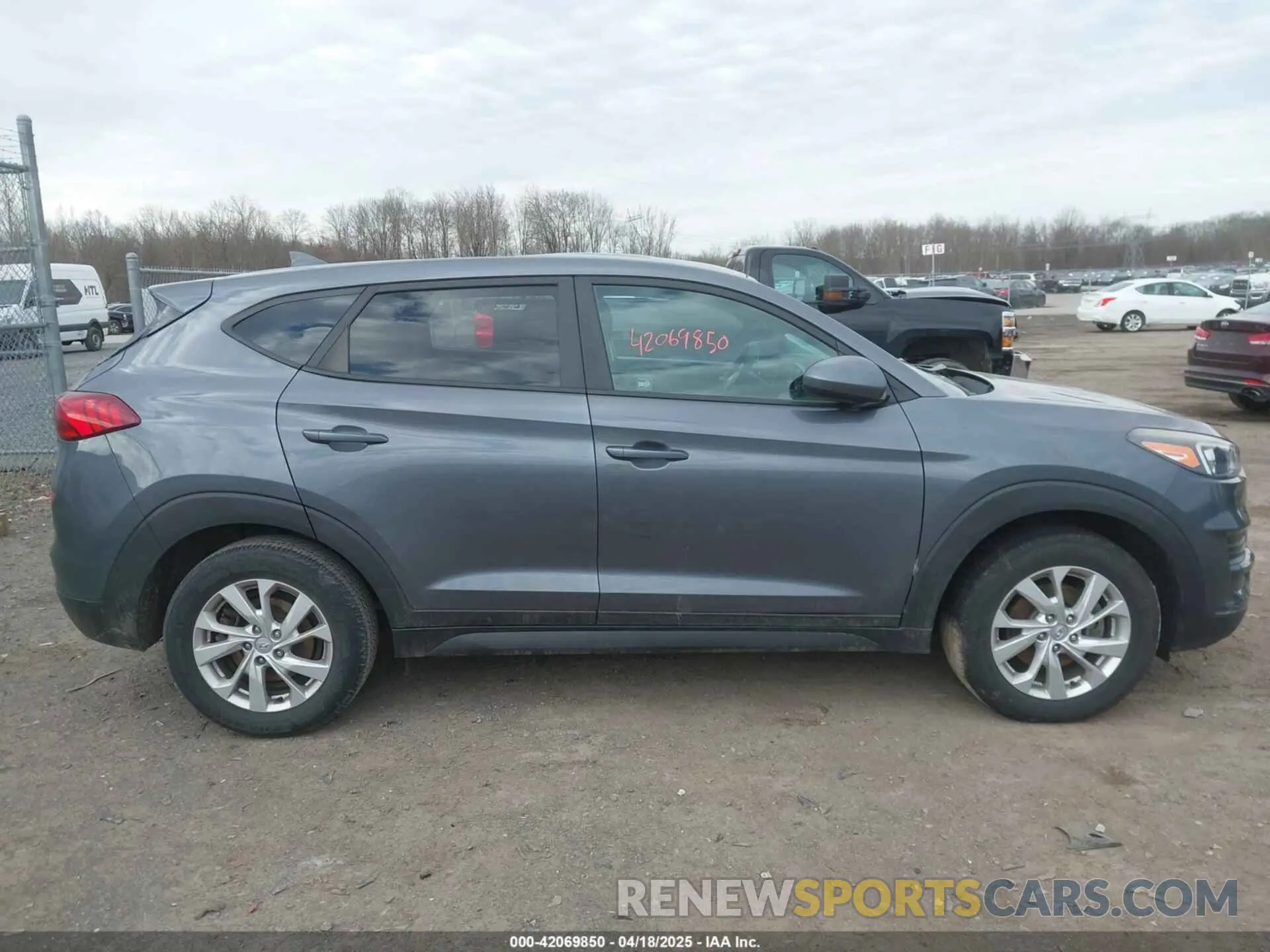 14 Photograph of a damaged car KM8J23A48KU923772 HYUNDAI TUCSON 2019