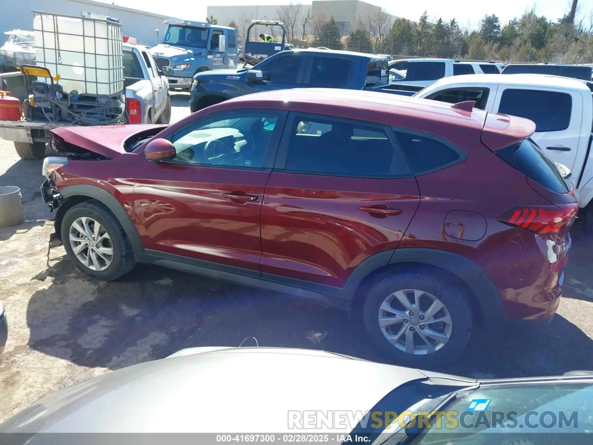 15 Фотография поврежденного автомобиля KM8J23A48KU924615 HYUNDAI TUCSON 2019