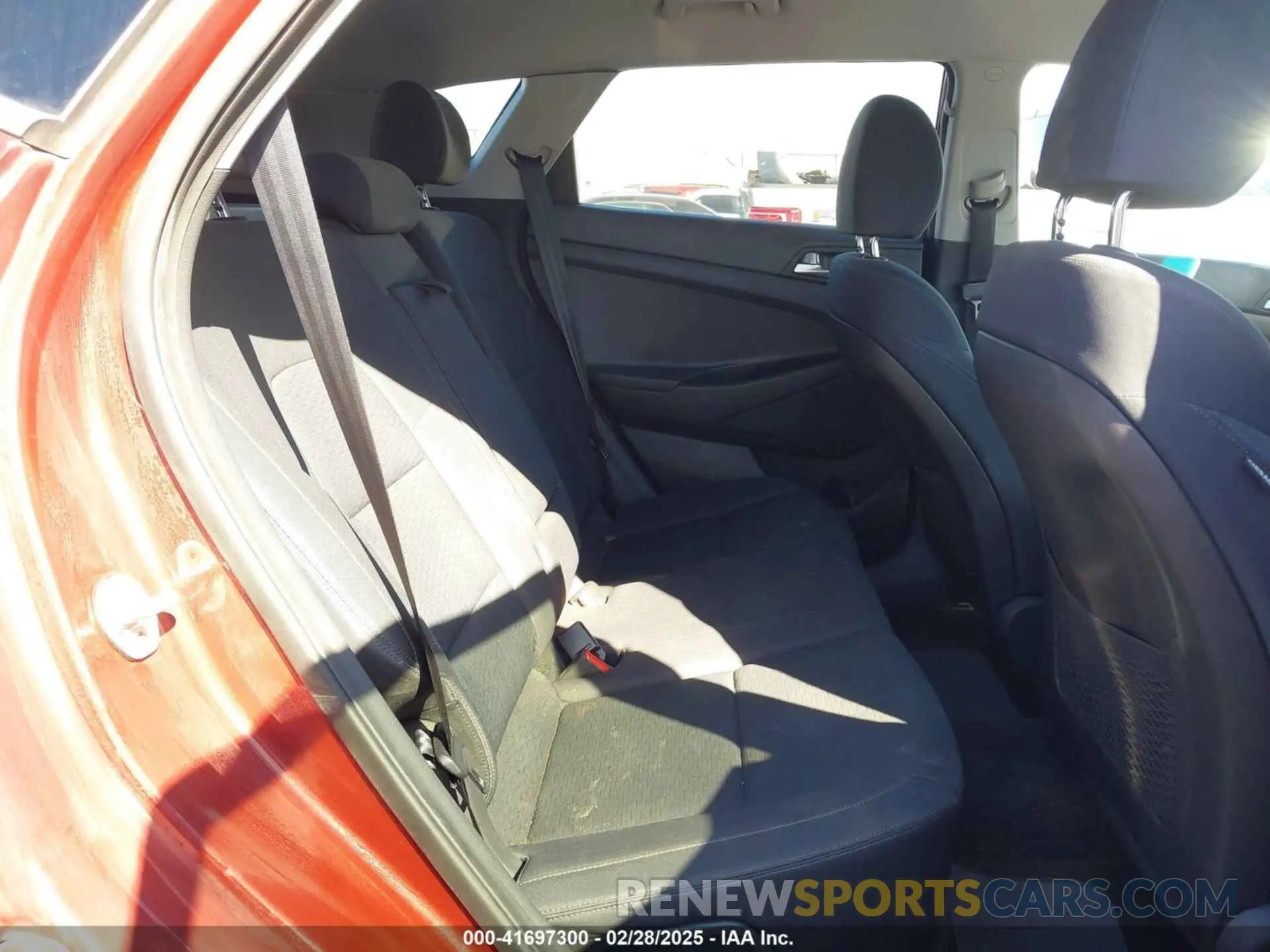 8 Фотография поврежденного автомобиля KM8J23A48KU924615 HYUNDAI TUCSON 2019