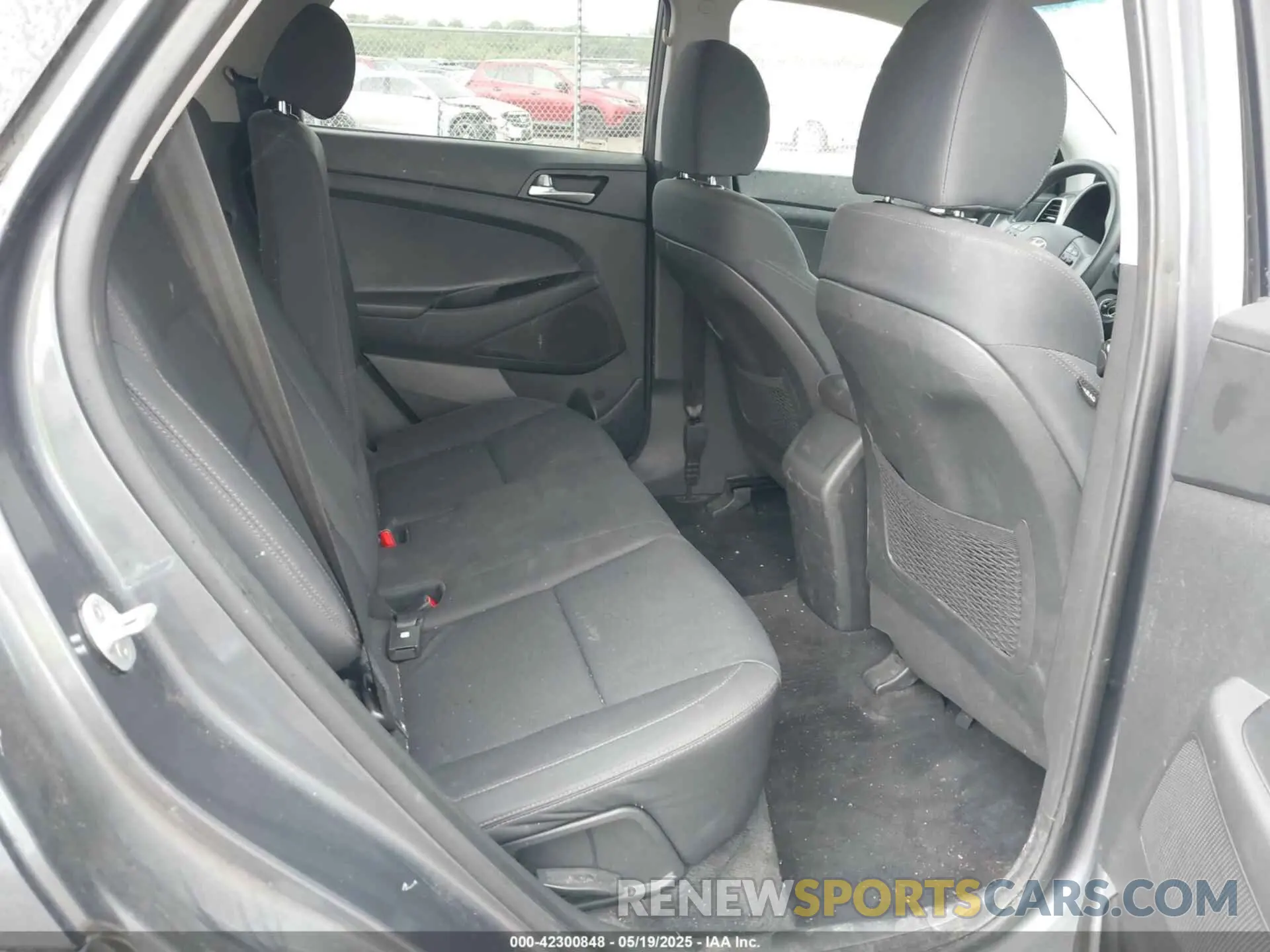 8 Photograph of a damaged car KM8J23A4XKU023276 HYUNDAI TUCSON 2019