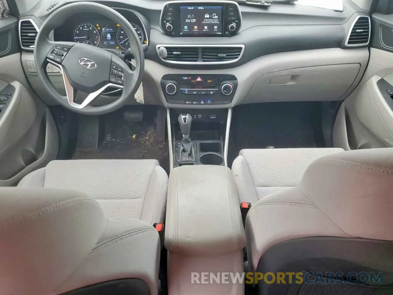 8 Photograph of a damaged car KM8J23A4XKU886871 HYUNDAI TUCSON 2019