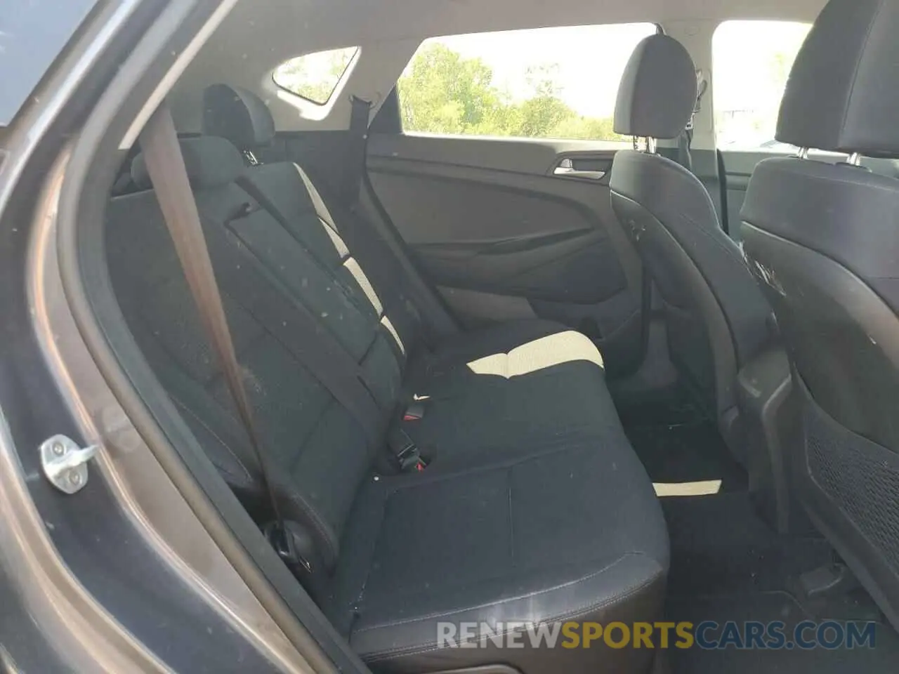 11 Photograph of a damaged car KM8J23A4XKU979714 HYUNDAI TUCSON 2019