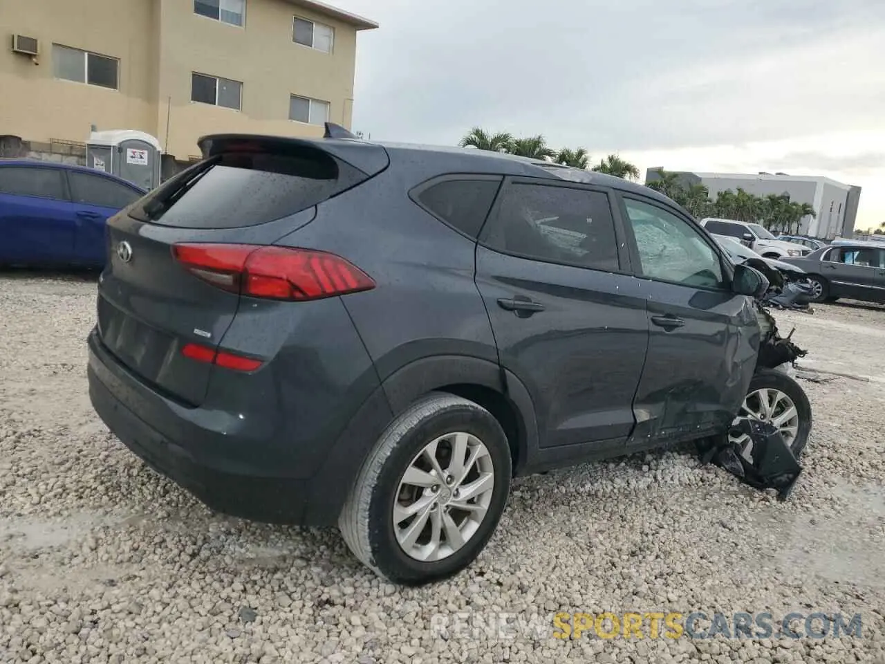 3 Photograph of a damaged car KM8J2CA41KU003143 HYUNDAI TUCSON 2019