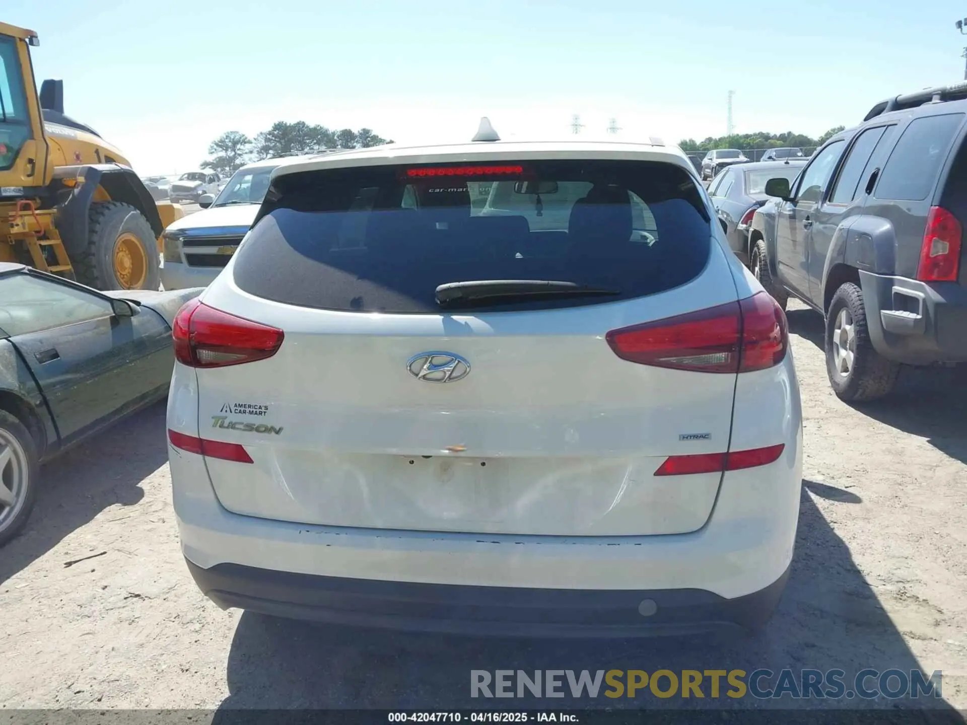 13 Photograph of a damaged car KM8J2CA41KU909597 HYUNDAI TUCSON 2019