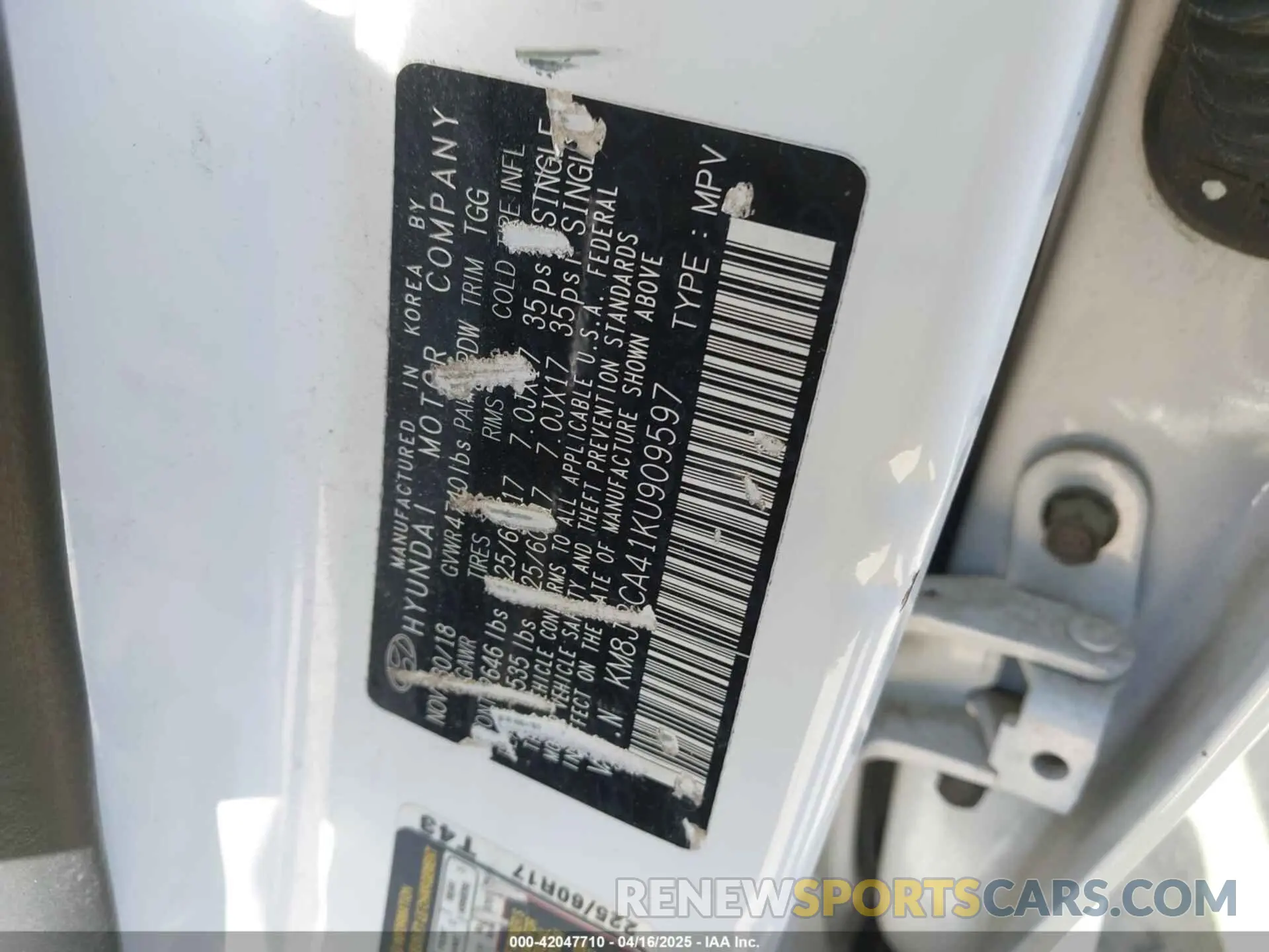 6 Photograph of a damaged car KM8J2CA41KU909597 HYUNDAI TUCSON 2019