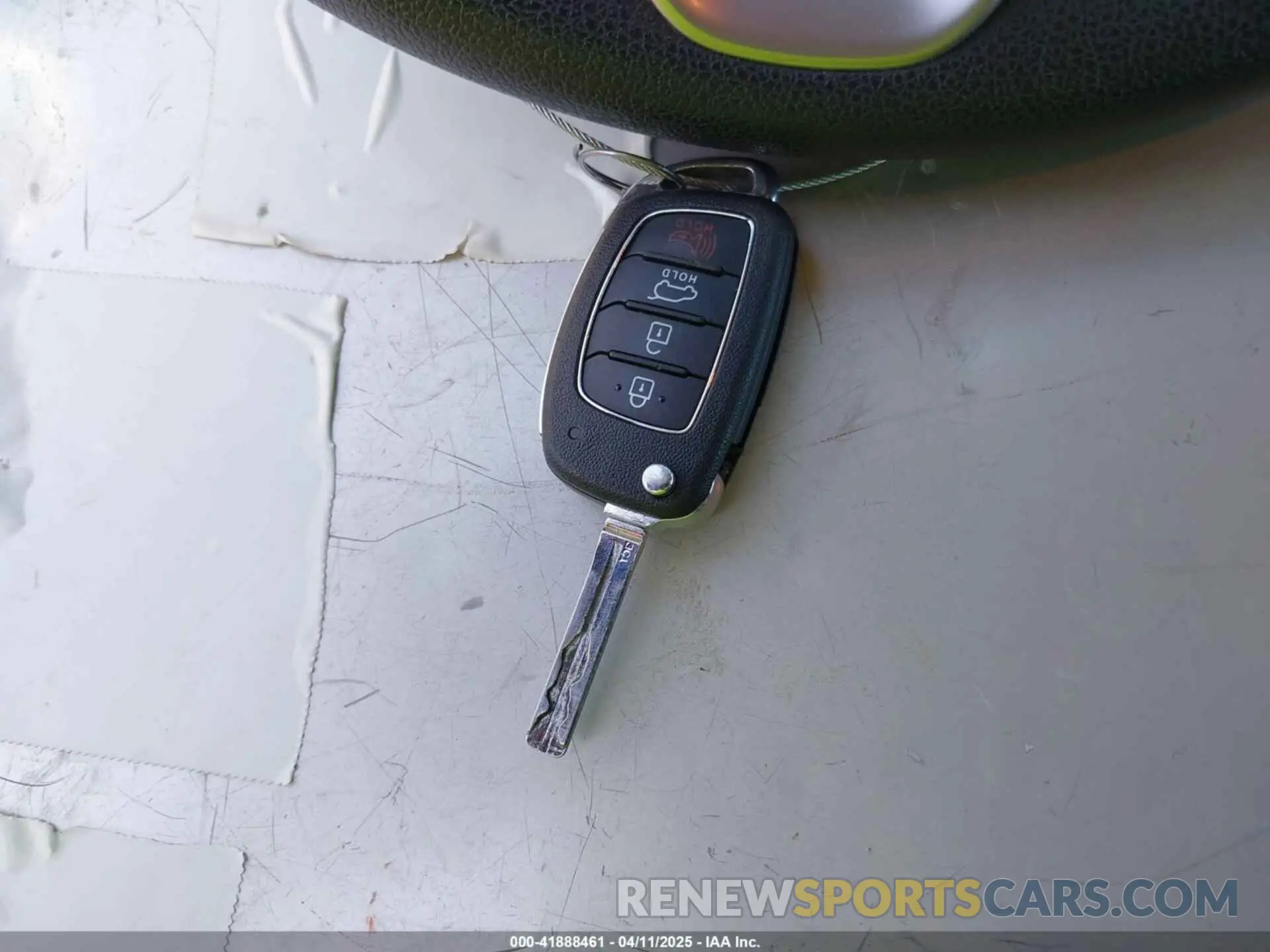11 Photograph of a damaged car KM8J2CA41KU926156 HYUNDAI TUCSON 2019
