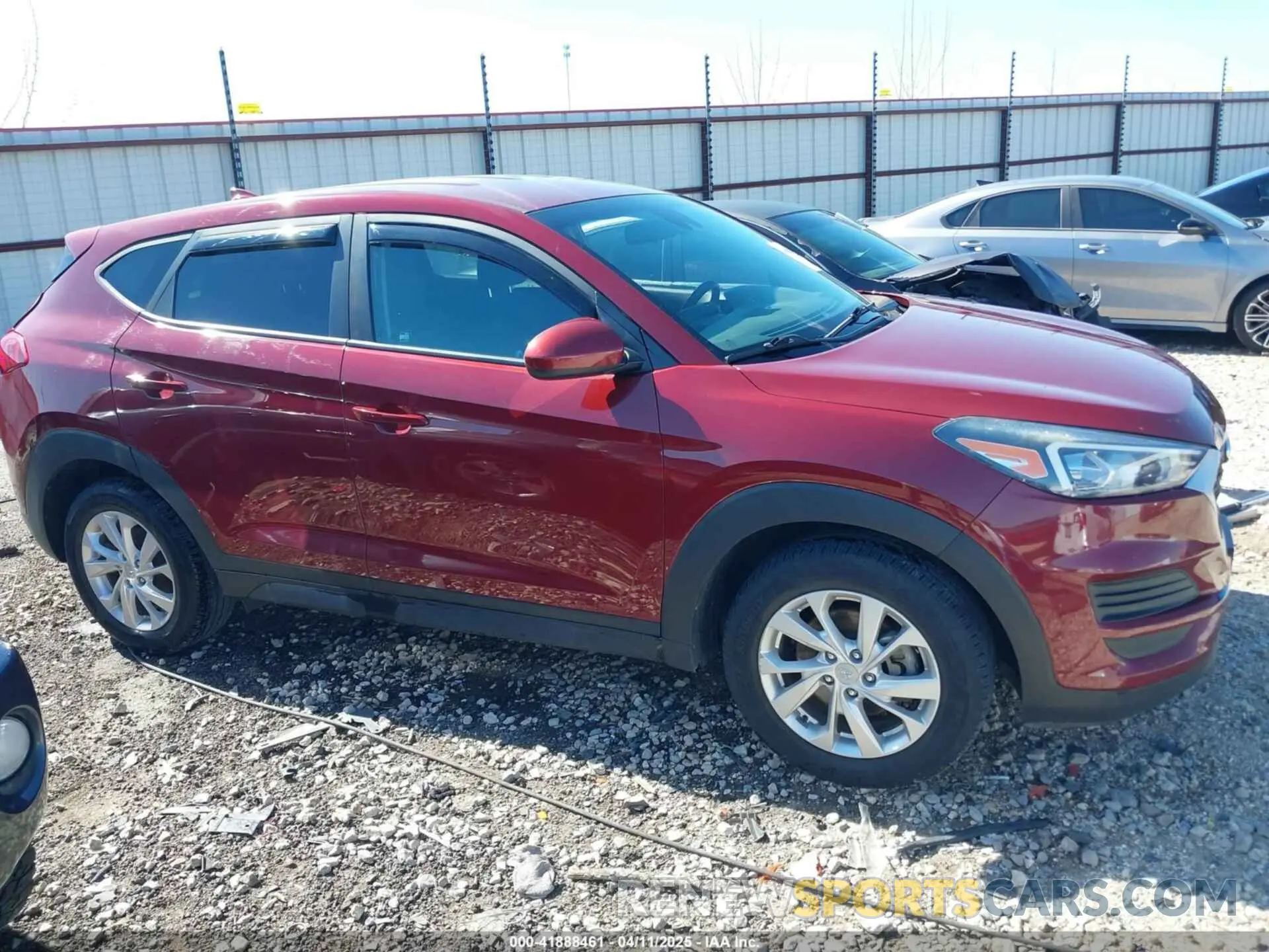 13 Photograph of a damaged car KM8J2CA41KU926156 HYUNDAI TUCSON 2019