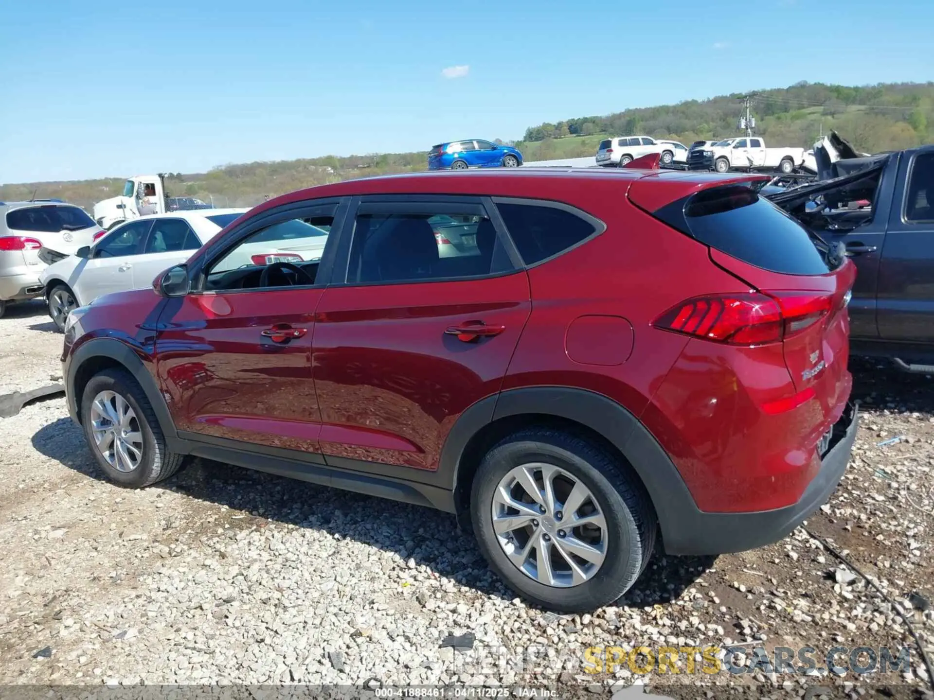 14 Photograph of a damaged car KM8J2CA41KU926156 HYUNDAI TUCSON 2019