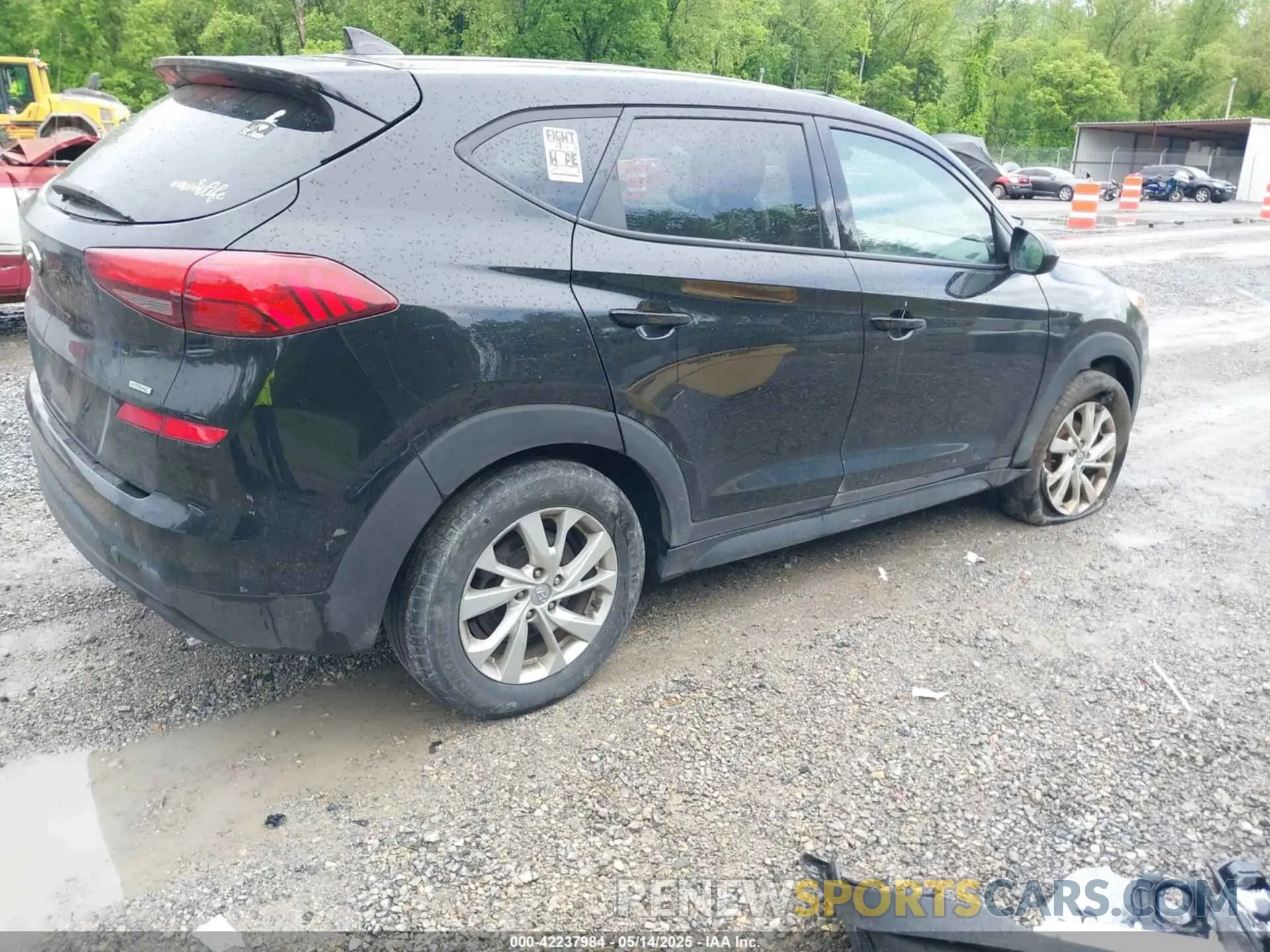 4 Фотография поврежденного автомобиля KM8J2CA42KU865075 HYUNDAI TUCSON 2019