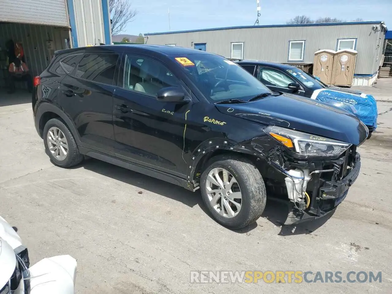 4 Photograph of a damaged car KM8J2CA42KU898903 HYUNDAI TUCSON 2019