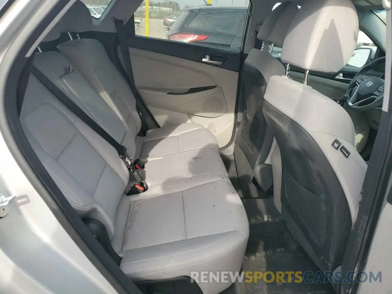 10 Photograph of a damaged car KM8J2CA43KU887201 HYUNDAI TUCSON 2019