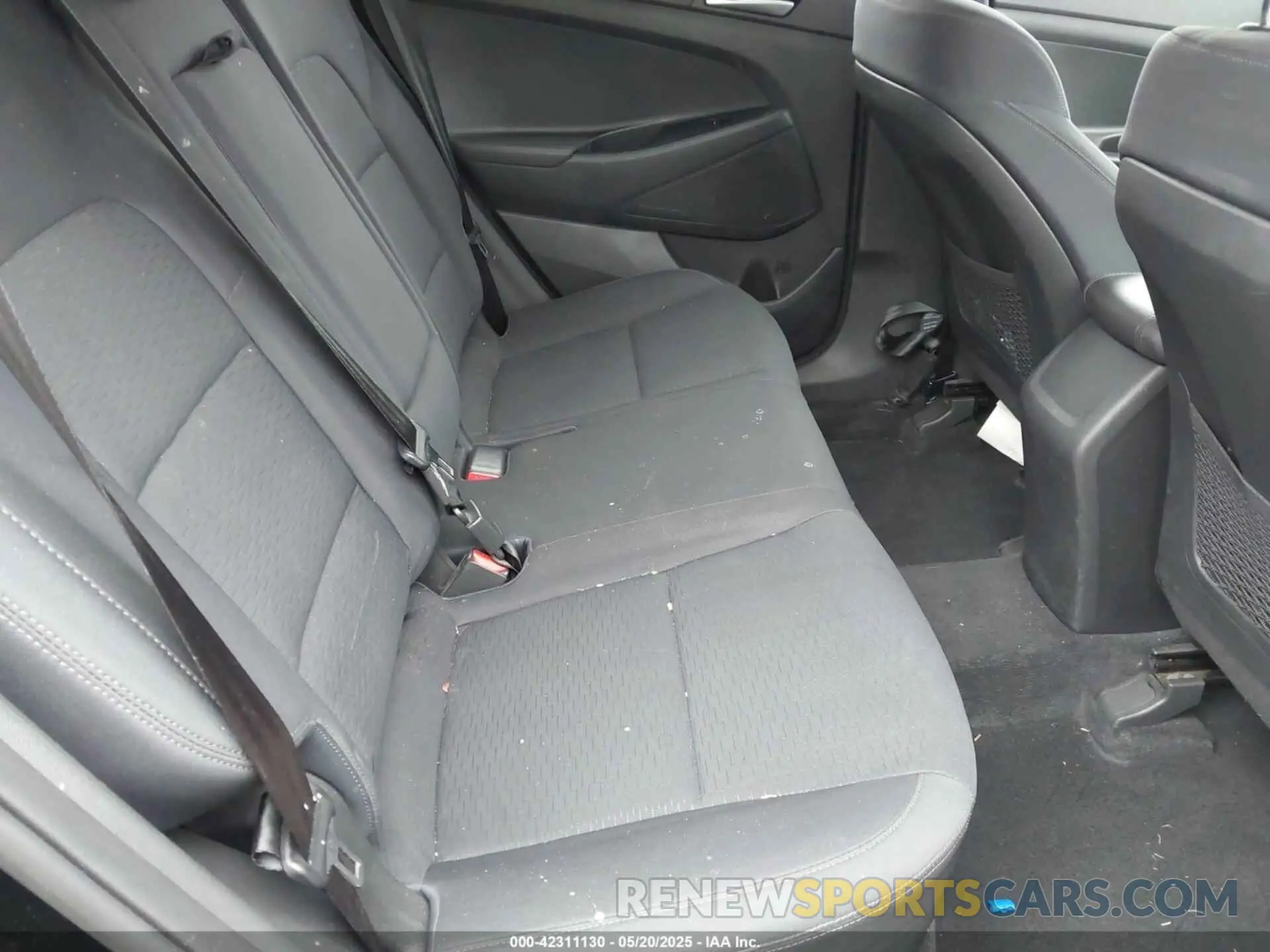 8 Фотография поврежденного автомобиля KM8J2CA44KU062266 HYUNDAI TUCSON 2019
