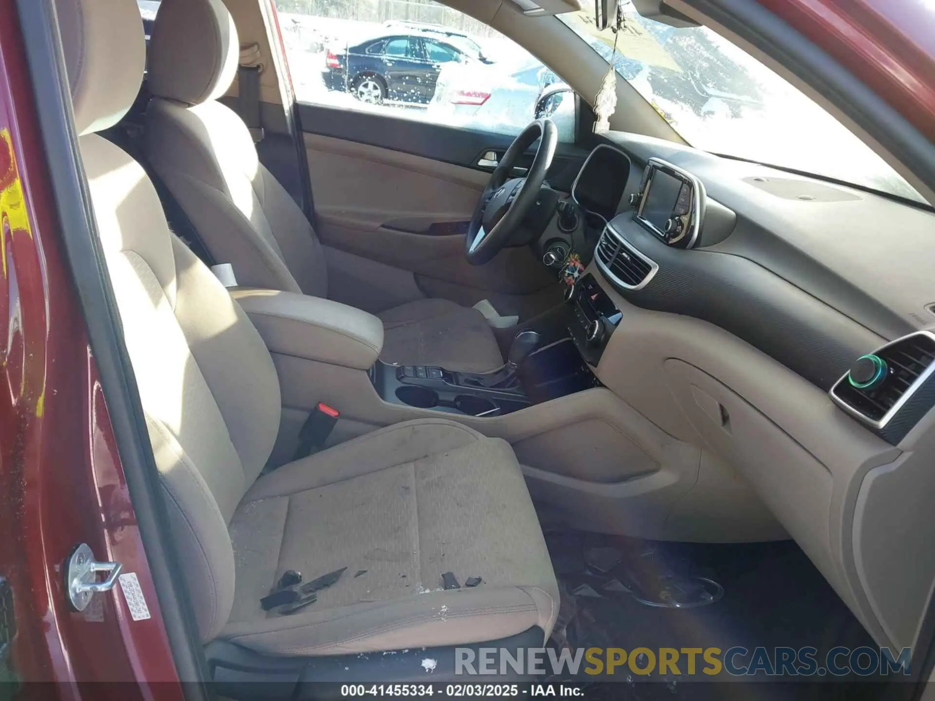 5 Photograph of a damaged car KM8J2CA44KU981393 HYUNDAI TUCSON 2019