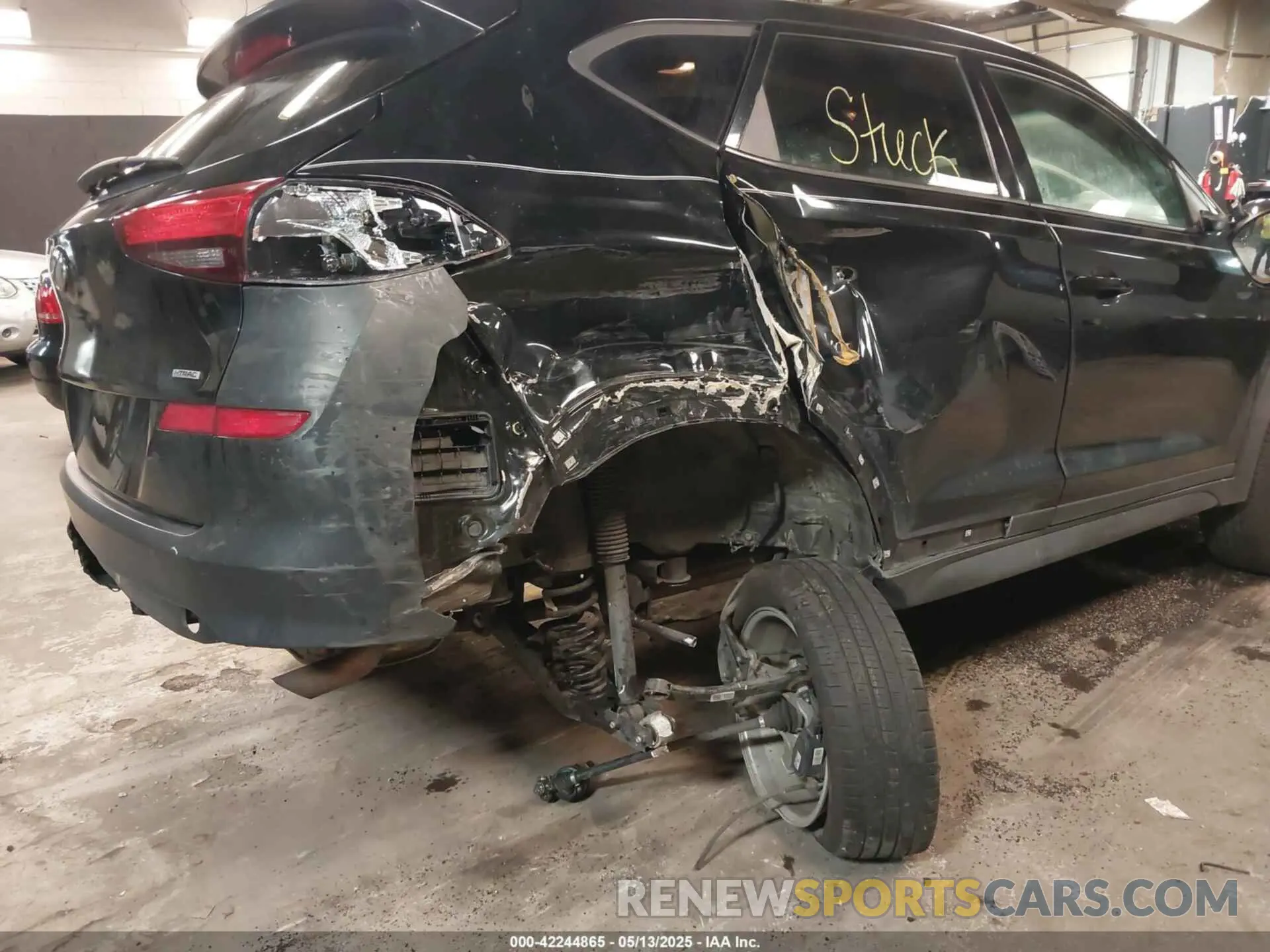 6 Фотография поврежденного автомобиля KM8J2CA45KU065869 HYUNDAI TUCSON 2019