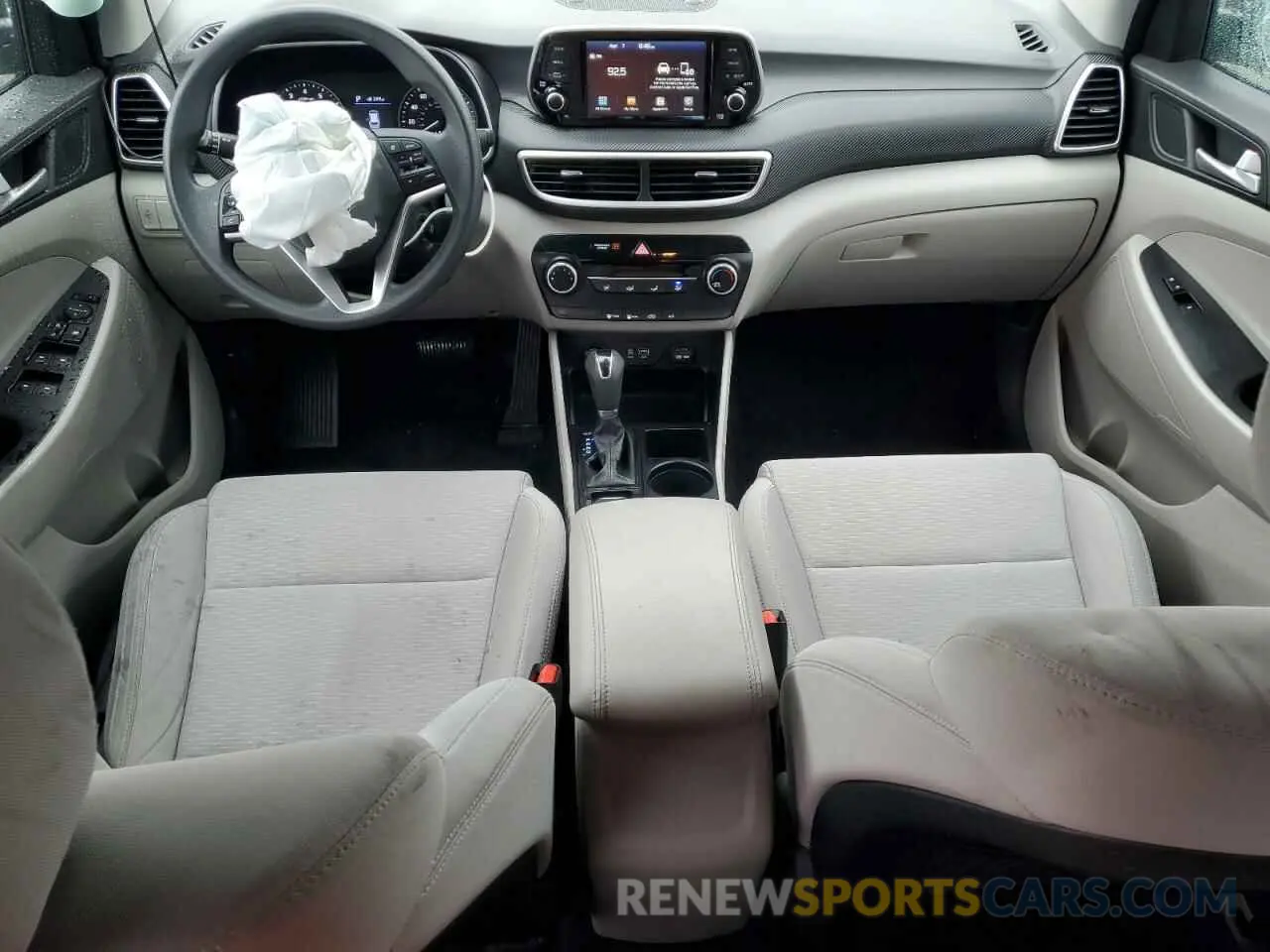8 Photograph of a damaged car KM8J2CA45KU847041 HYUNDAI TUCSON 2019