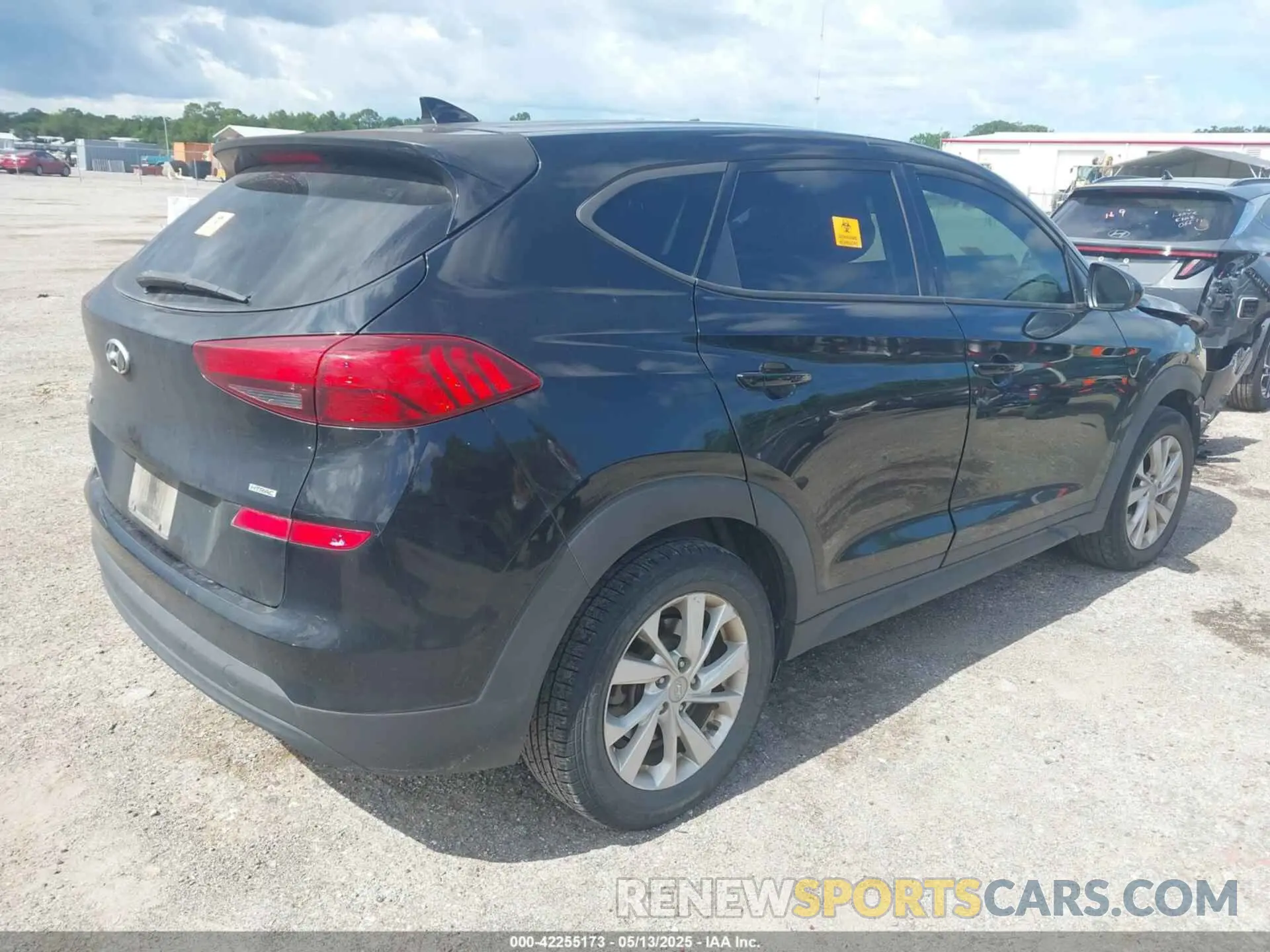 4 Photograph of a damaged car KM8J2CA45KU971276 HYUNDAI TUCSON 2019