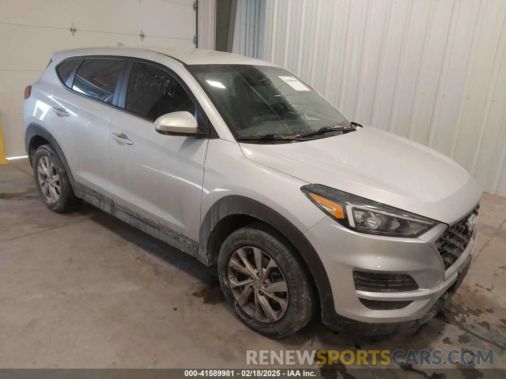1 Photograph of a damaged car KM8J2CA46KU851423 HYUNDAI TUCSON 2019