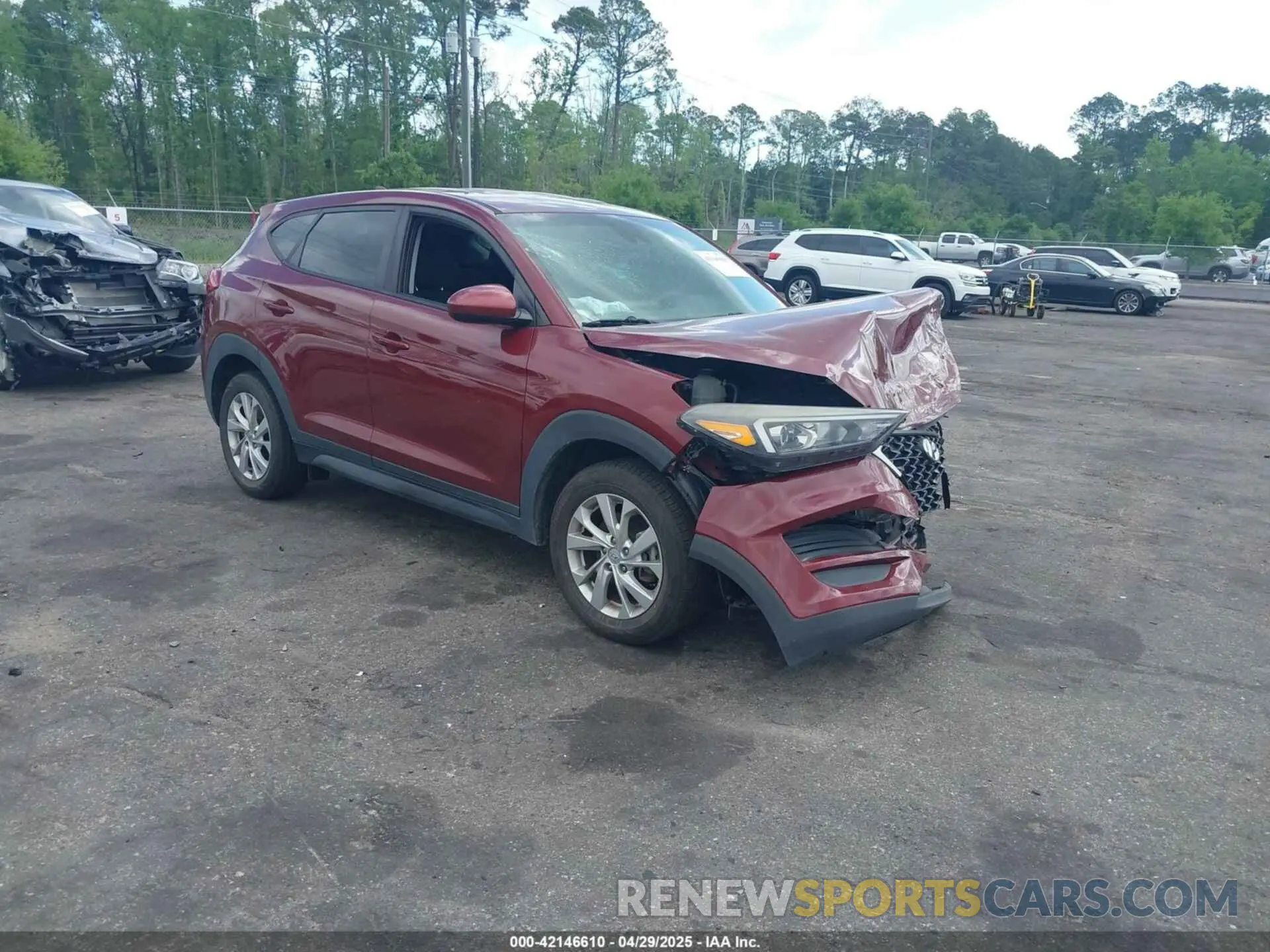 1 Photograph of a damaged car KM8J2CA46KU937184 HYUNDAI TUCSON 2019