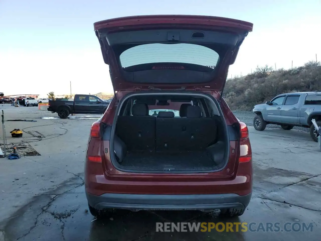 6 Photograph of a damaged car KM8J2CA46KU956494 HYUNDAI TUCSON 2019