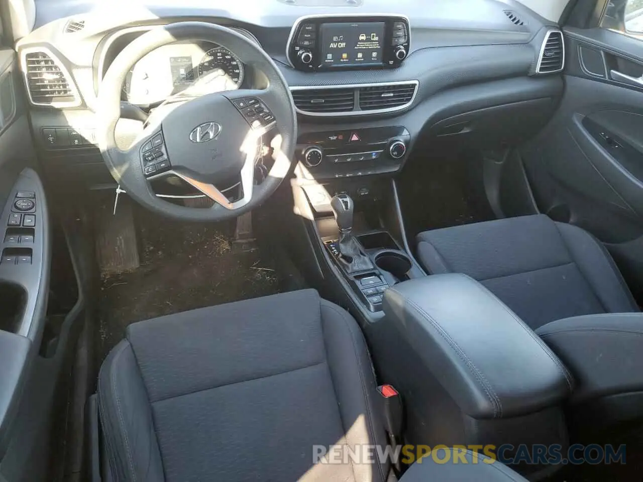 8 Photograph of a damaged car KM8J2CA48KU867784 HYUNDAI TUCSON 2019