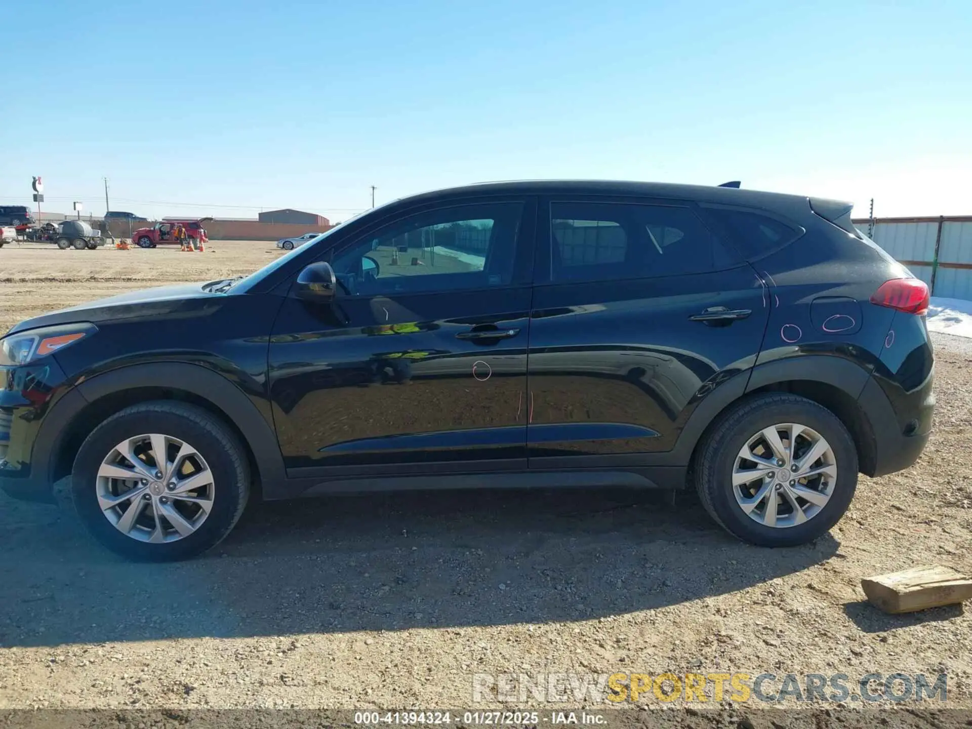 15 Фотография поврежденного автомобиля KM8J2CA49KU888868 HYUNDAI TUCSON 2019
