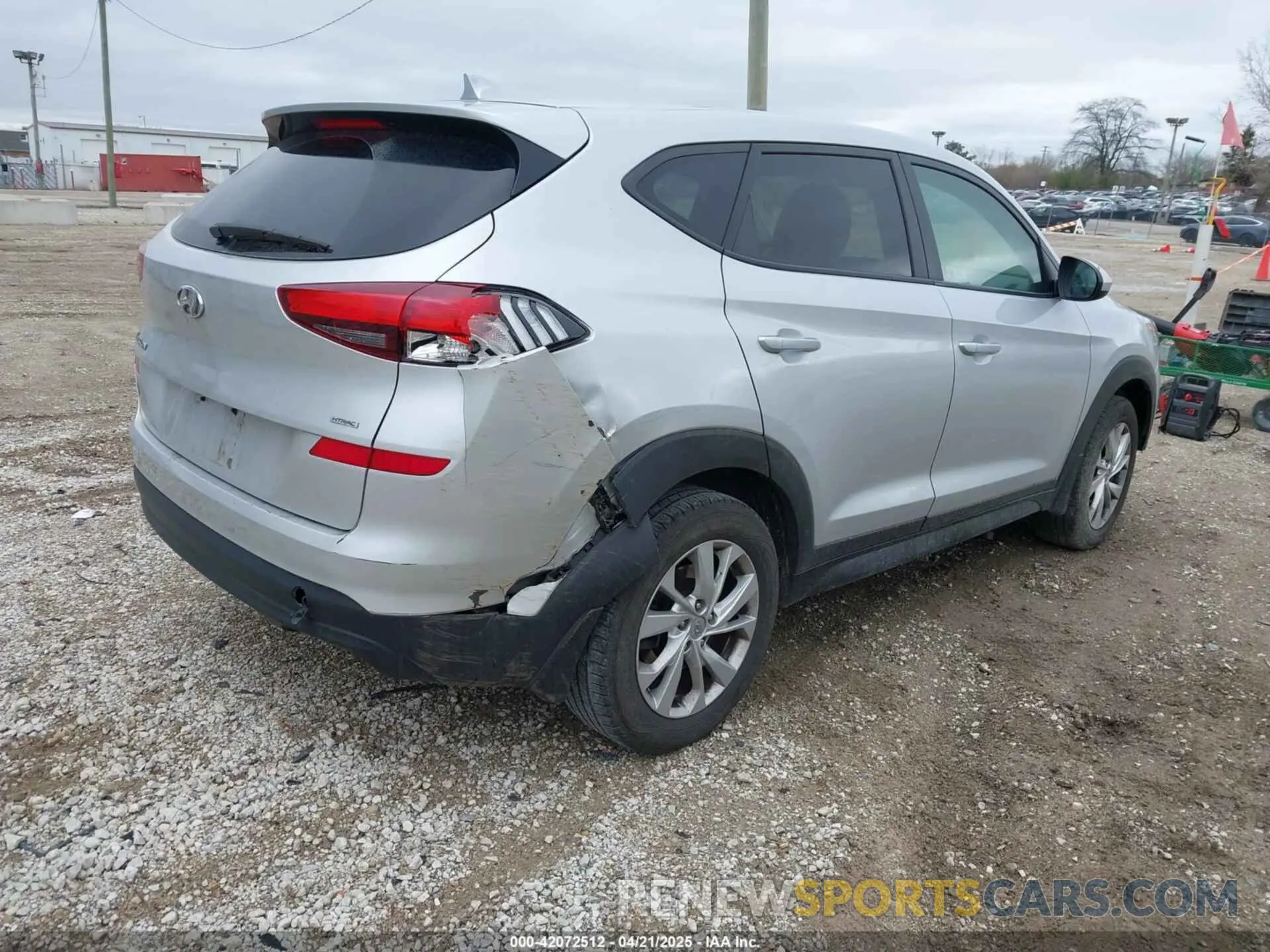 4 Photograph of a damaged car KM8J2CA49KU891267 HYUNDAI TUCSON 2019