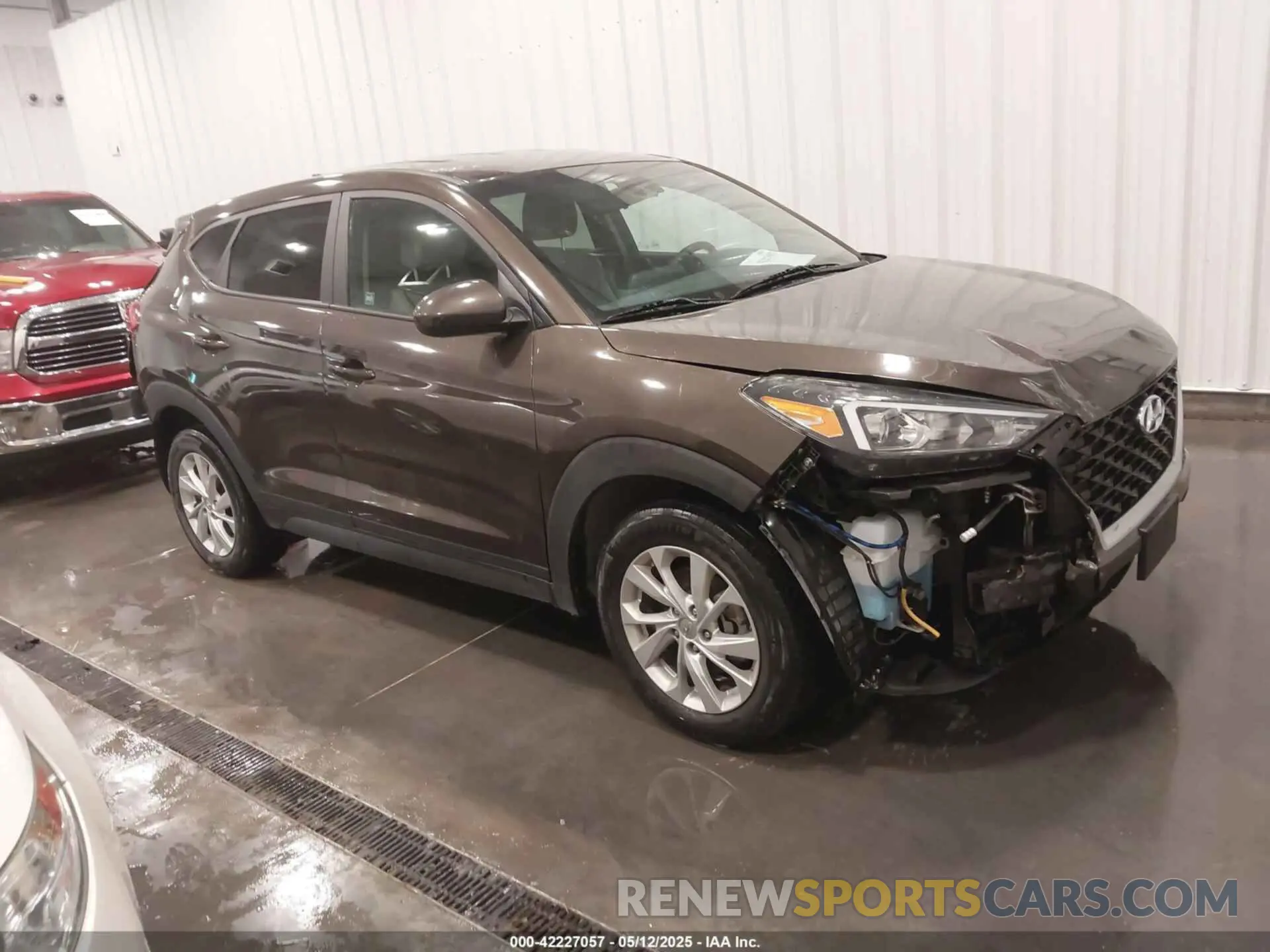 1 Photograph of a damaged car KM8J2CA4XKU065107 HYUNDAI TUCSON 2019