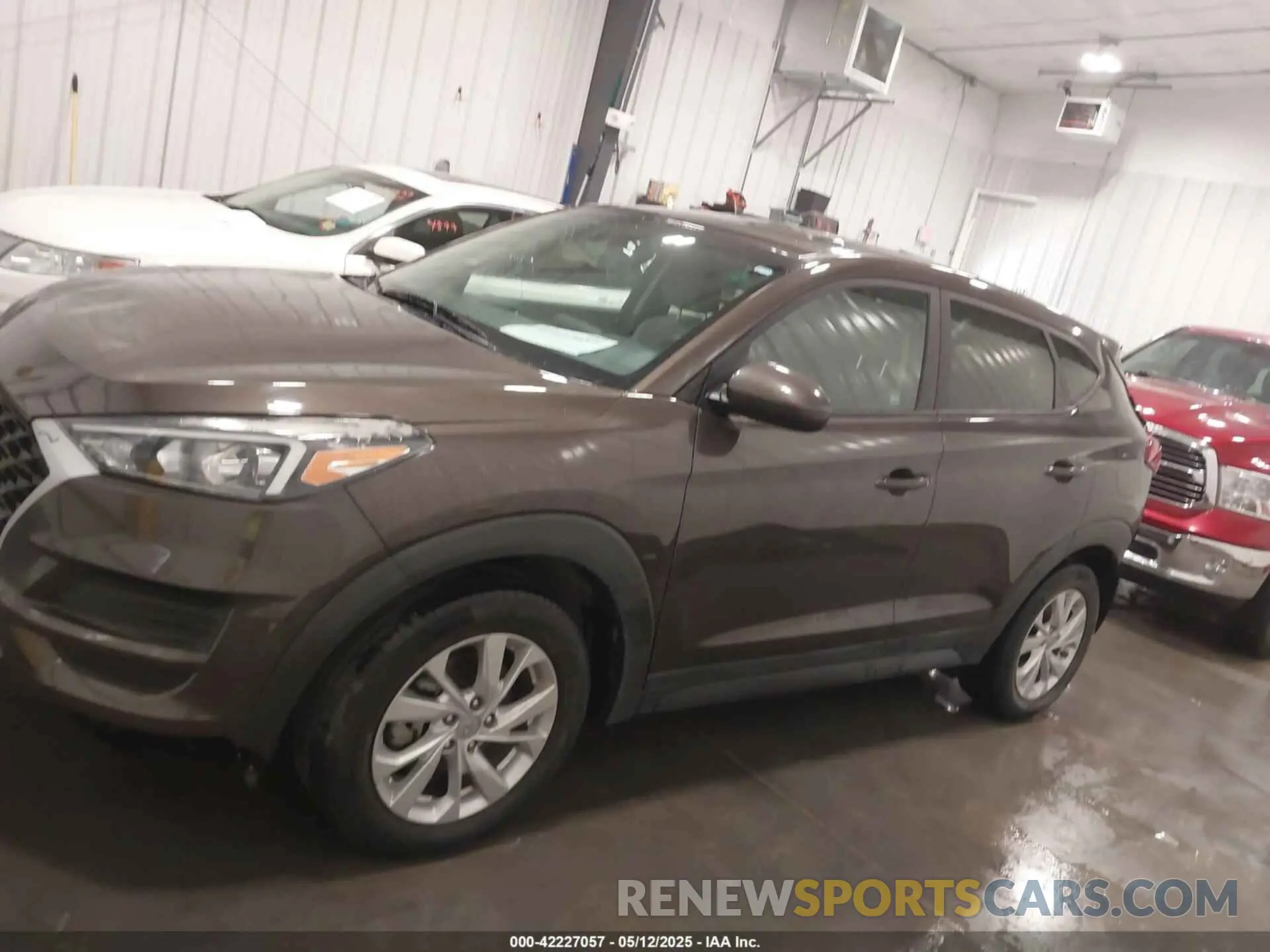 14 Photograph of a damaged car KM8J2CA4XKU065107 HYUNDAI TUCSON 2019