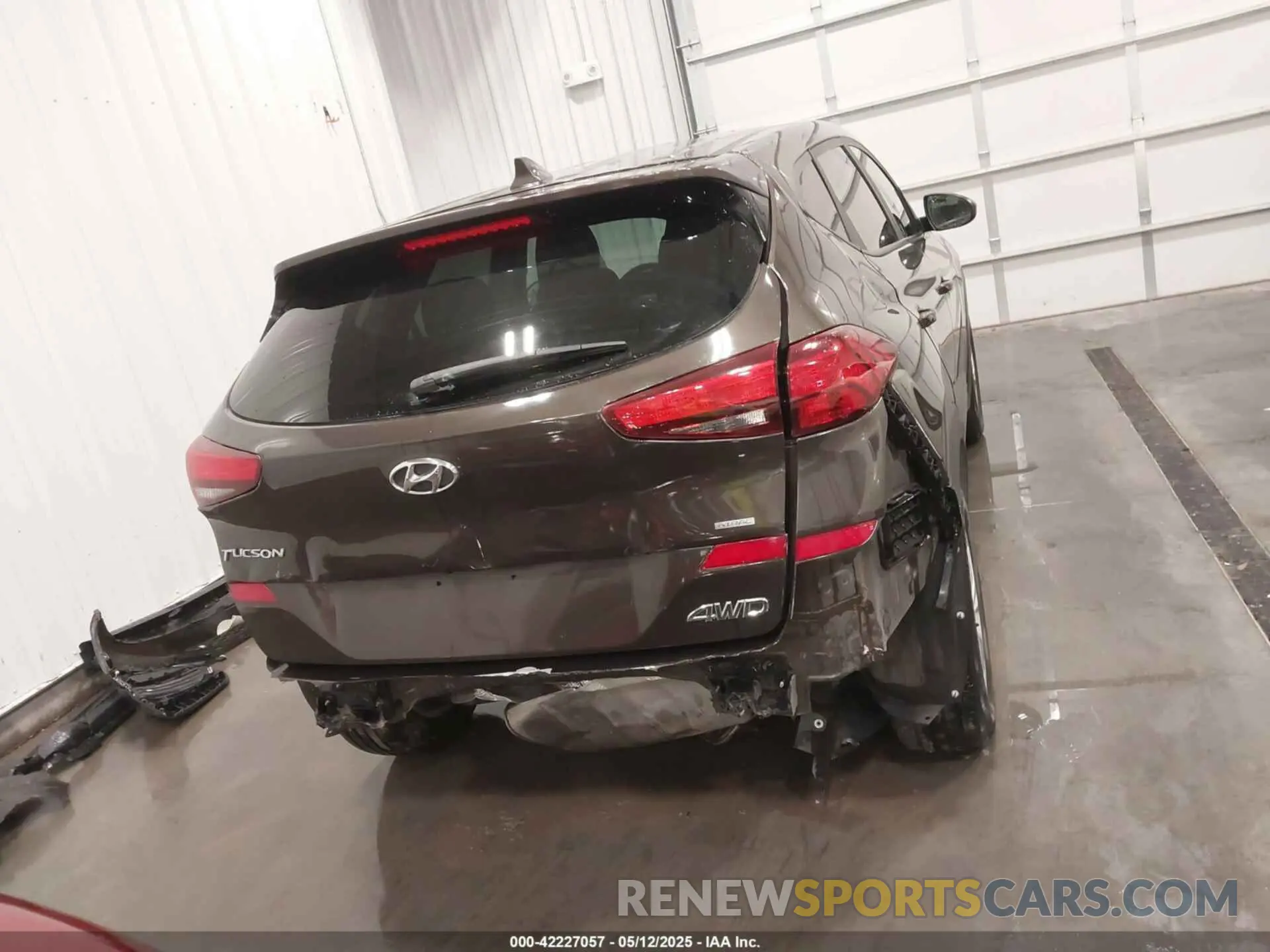 16 Photograph of a damaged car KM8J2CA4XKU065107 HYUNDAI TUCSON 2019