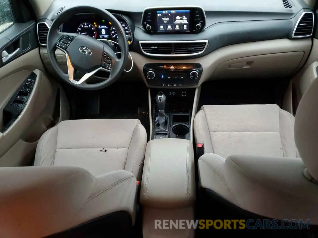 8 Photograph of a damaged car KM8J2CA4XKU869150 HYUNDAI TUCSON 2019