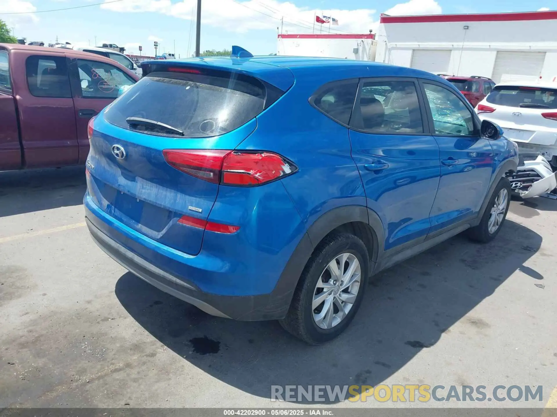 4 Фотография поврежденного автомобиля KM8J2CA4XKU908755 HYUNDAI TUCSON 2019
