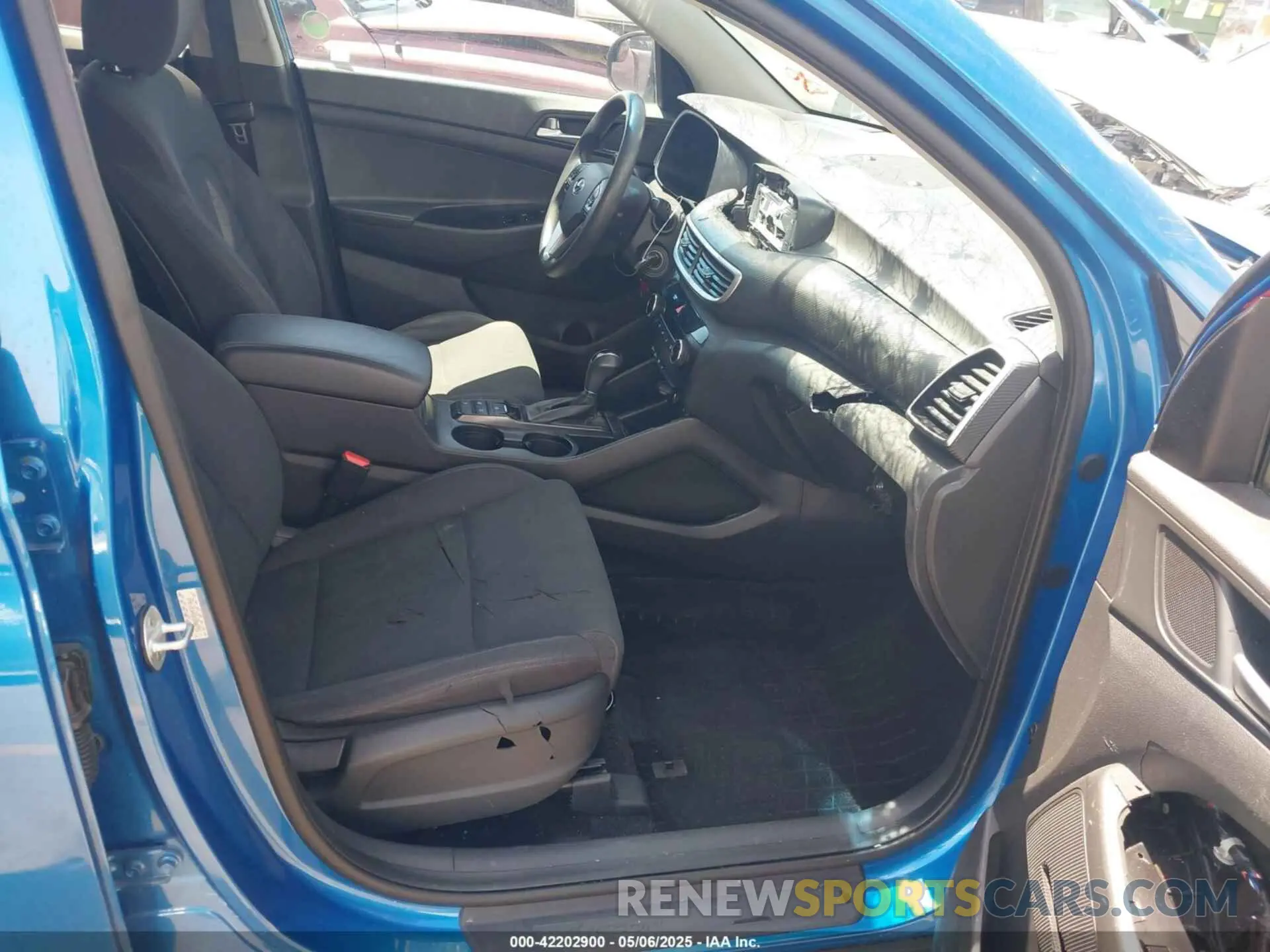 5 Фотография поврежденного автомобиля KM8J2CA4XKU908755 HYUNDAI TUCSON 2019
