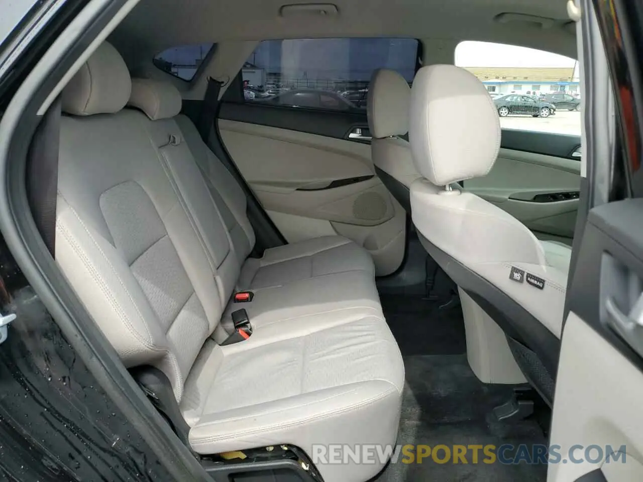 11 Фотография поврежденного автомобиля KM8J2CA4XKU921439 HYUNDAI TUCSON 2019