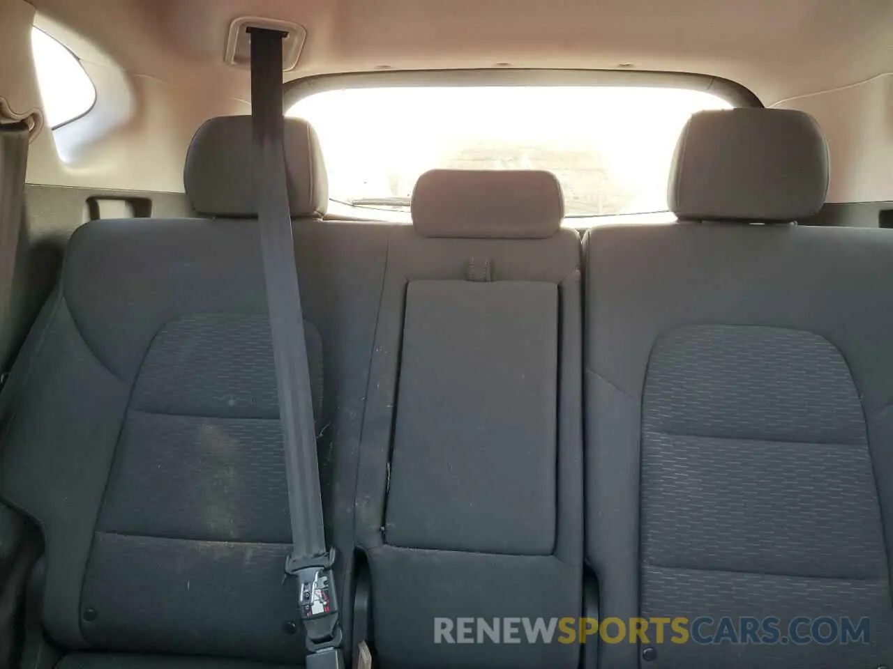 10 Photograph of a damaged car KM8J33A40KU002904 HYUNDAI TUCSON 2019