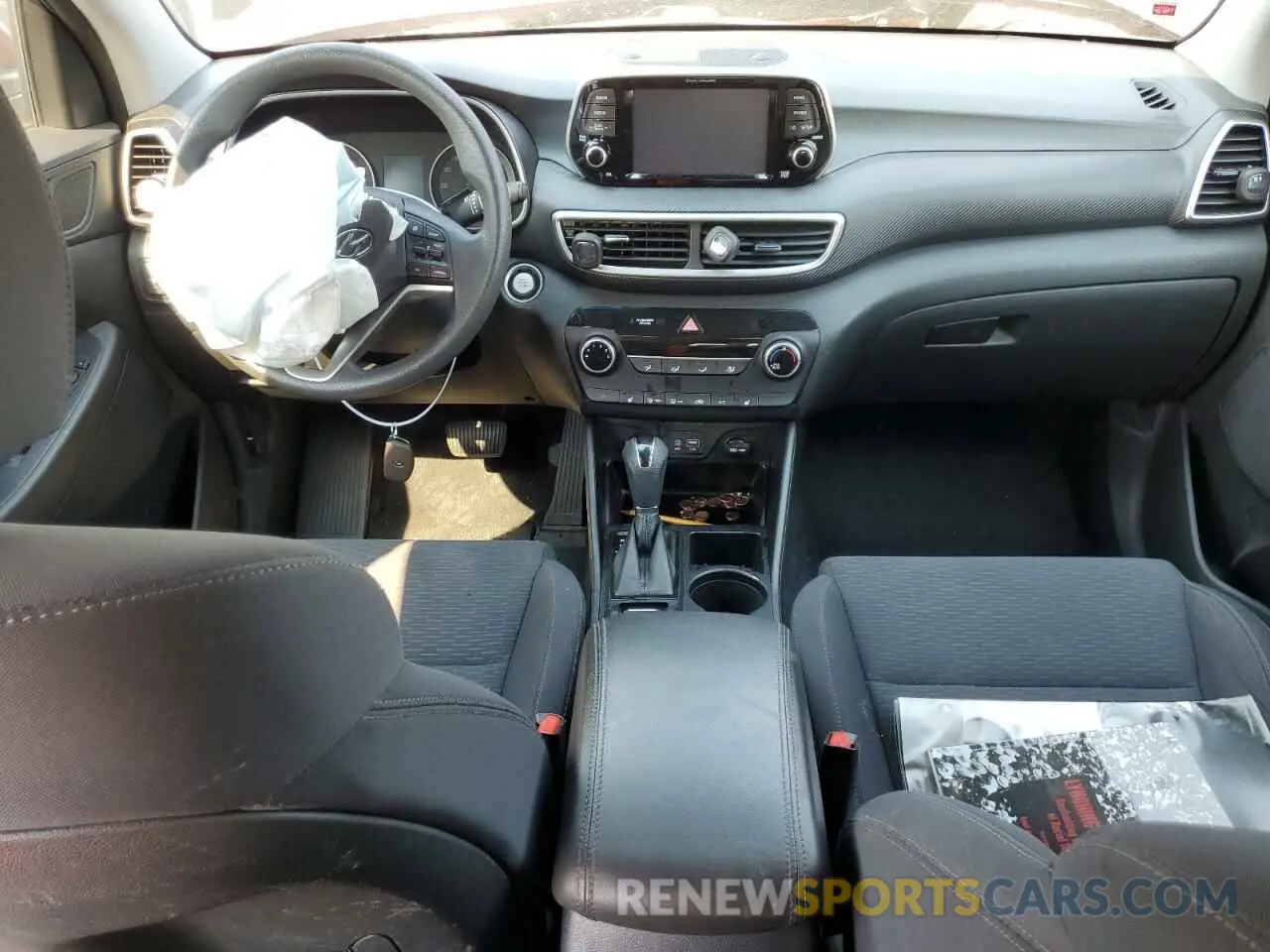 8 Photograph of a damaged car KM8J33A40KU002904 HYUNDAI TUCSON 2019