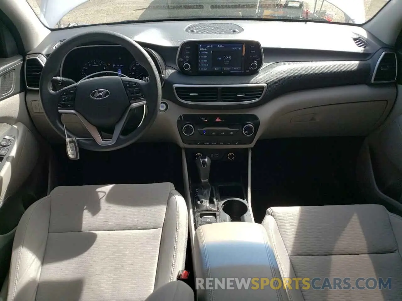 8 Photograph of a damaged car KM8J33A40KU871681 HYUNDAI TUCSON 2019