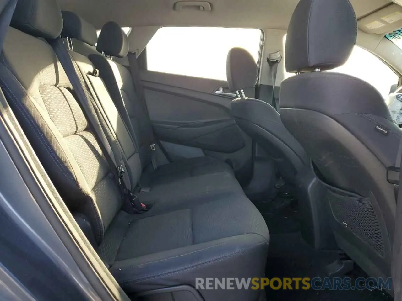 11 Photograph of a damaged car KM8J33A41KU043851 HYUNDAI TUCSON 2019