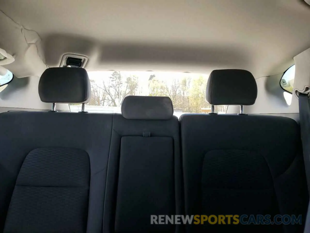 10 Photograph of a damaged car KM8J33A42KU043552 HYUNDAI TUCSON 2019