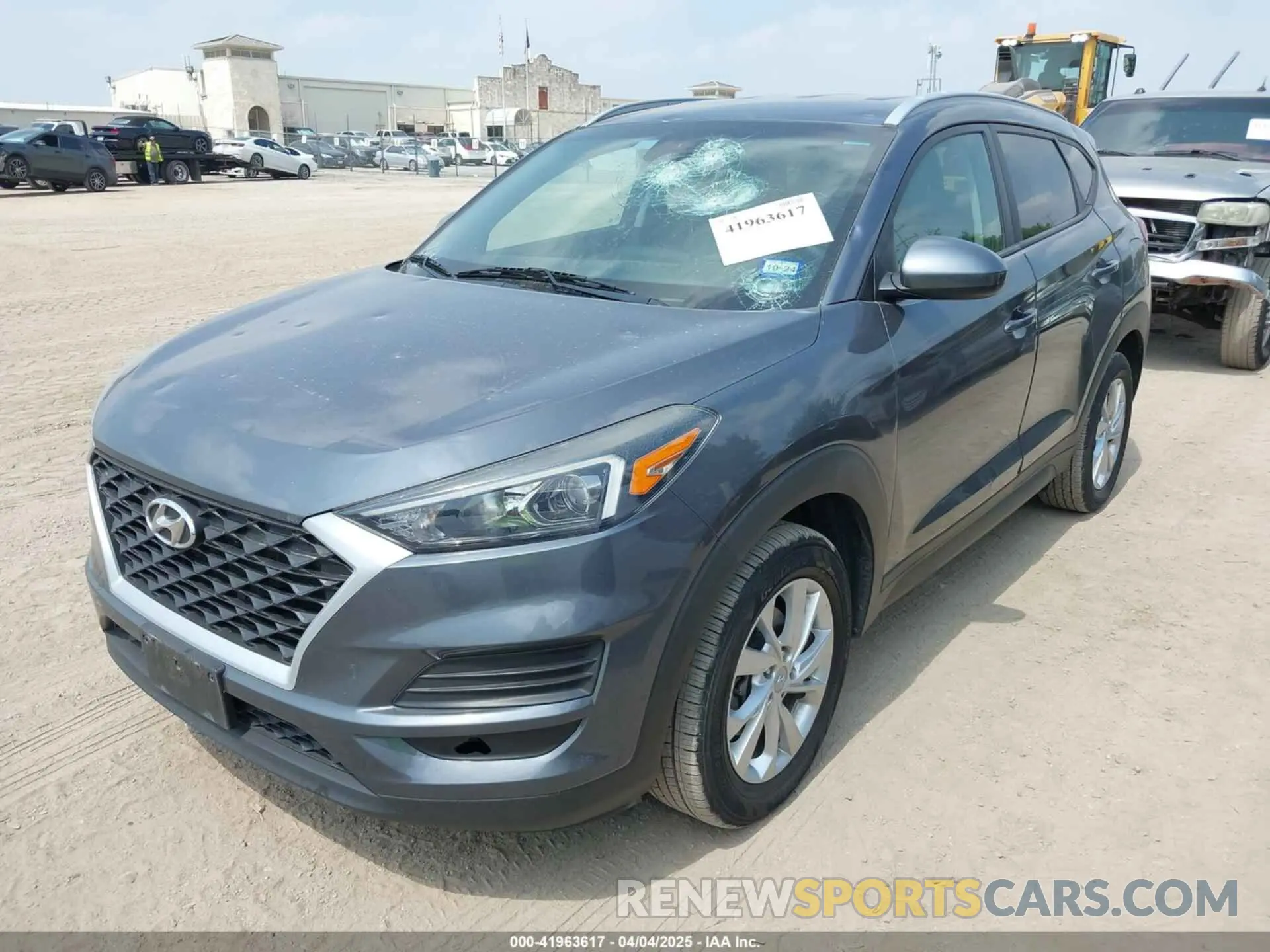 2 Фотография поврежденного автомобиля KM8J33A43KU962816 HYUNDAI TUCSON 2019