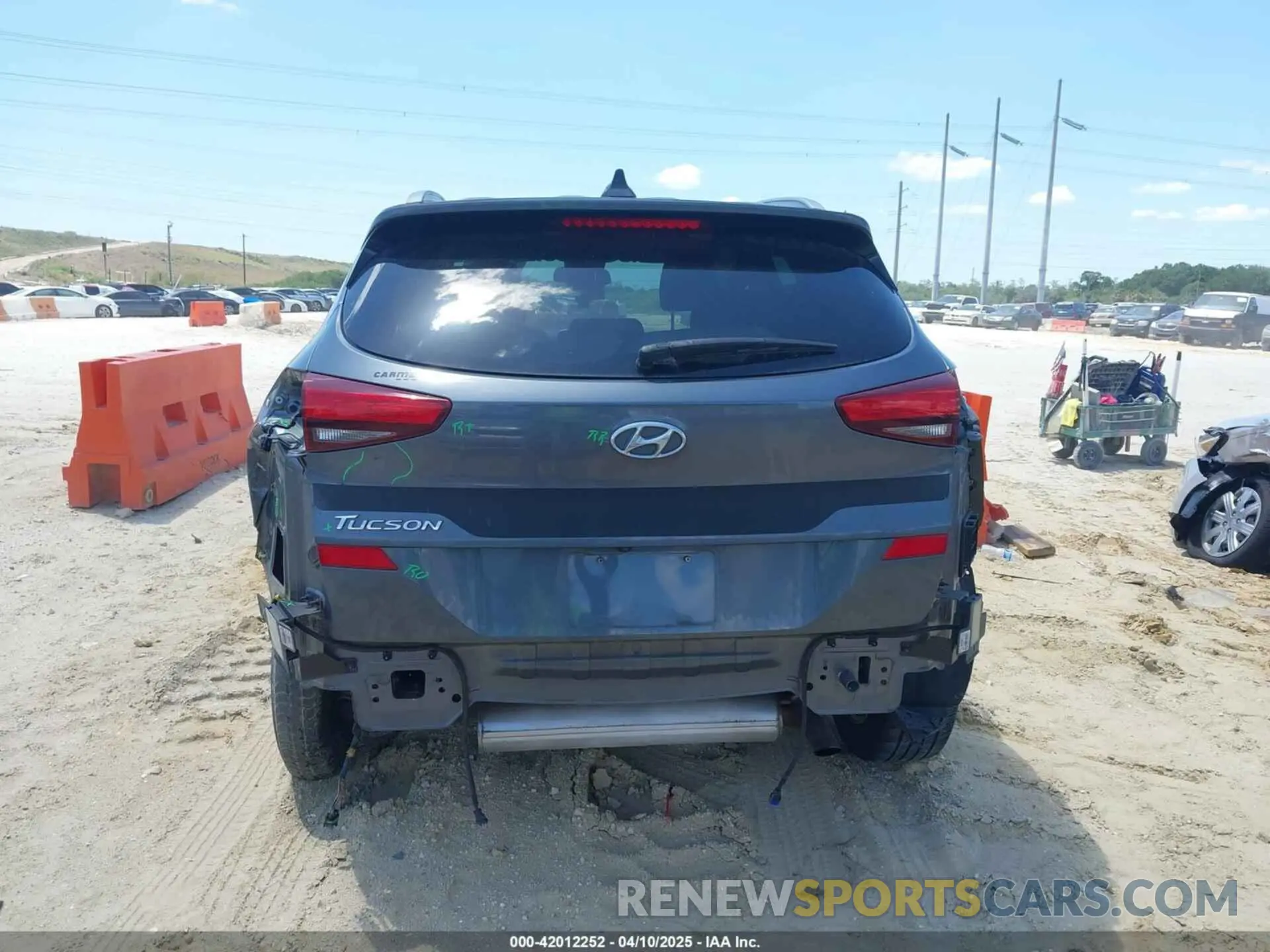 6 Фотография поврежденного автомобиля KM8J33A44KU843172 HYUNDAI TUCSON 2019