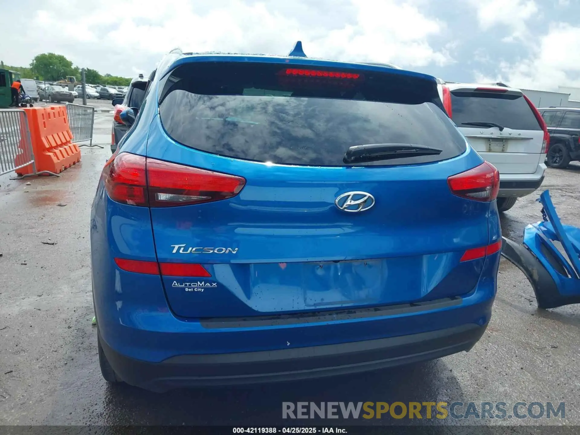 17 Фотография поврежденного автомобиля KM8J33A46KU025569 HYUNDAI TUCSON 2019