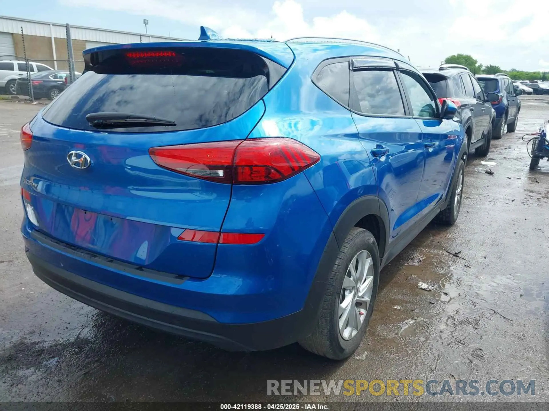 4 Фотография поврежденного автомобиля KM8J33A46KU025569 HYUNDAI TUCSON 2019
