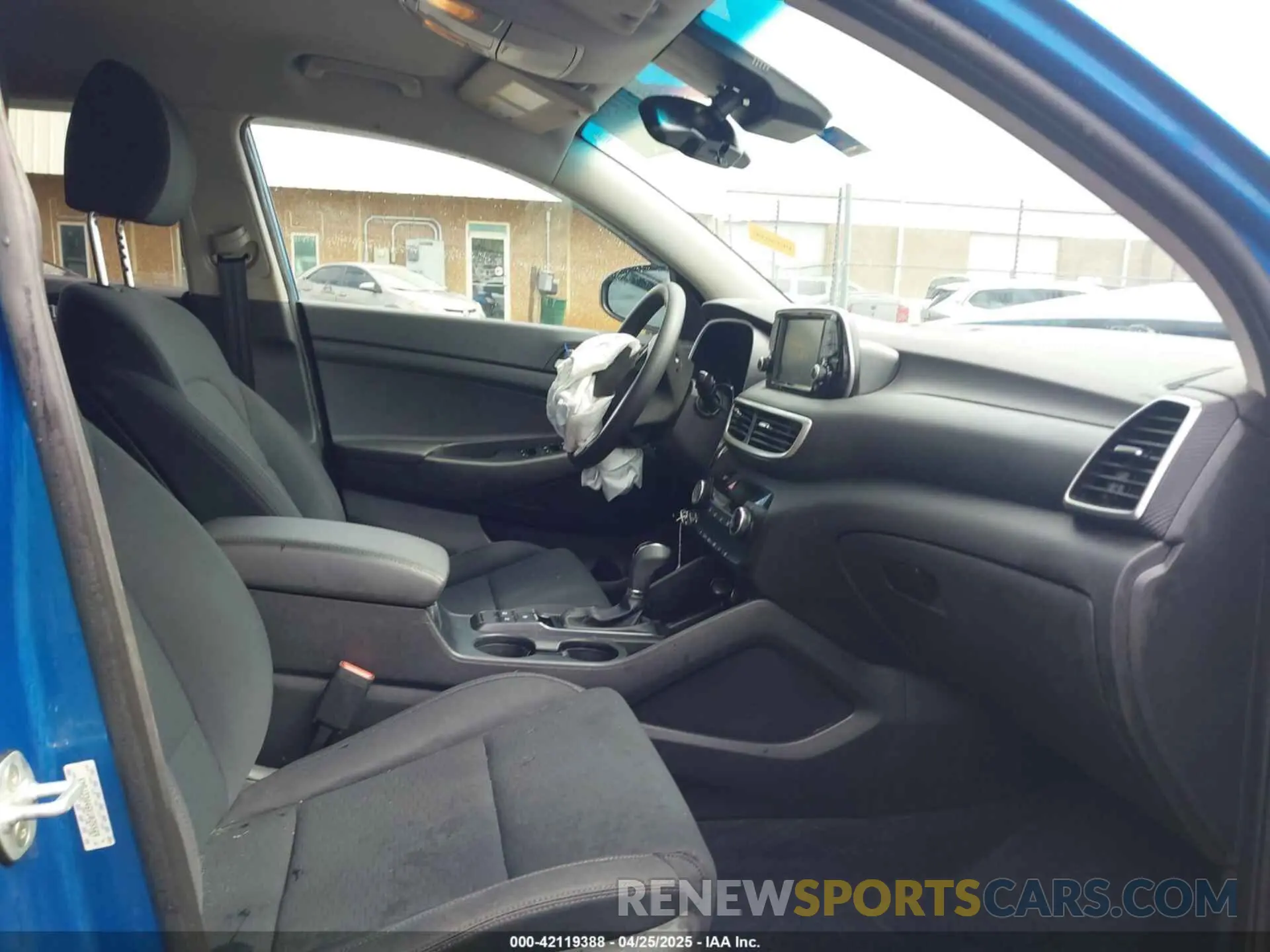 5 Фотография поврежденного автомобиля KM8J33A46KU025569 HYUNDAI TUCSON 2019
