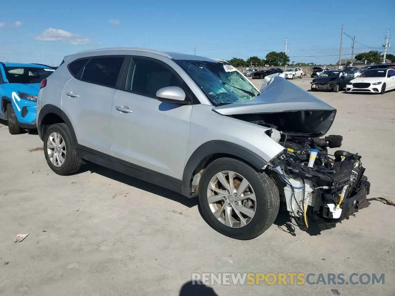 4 Photograph of a damaged car KM8J33A49KU979832 HYUNDAI TUCSON 2019