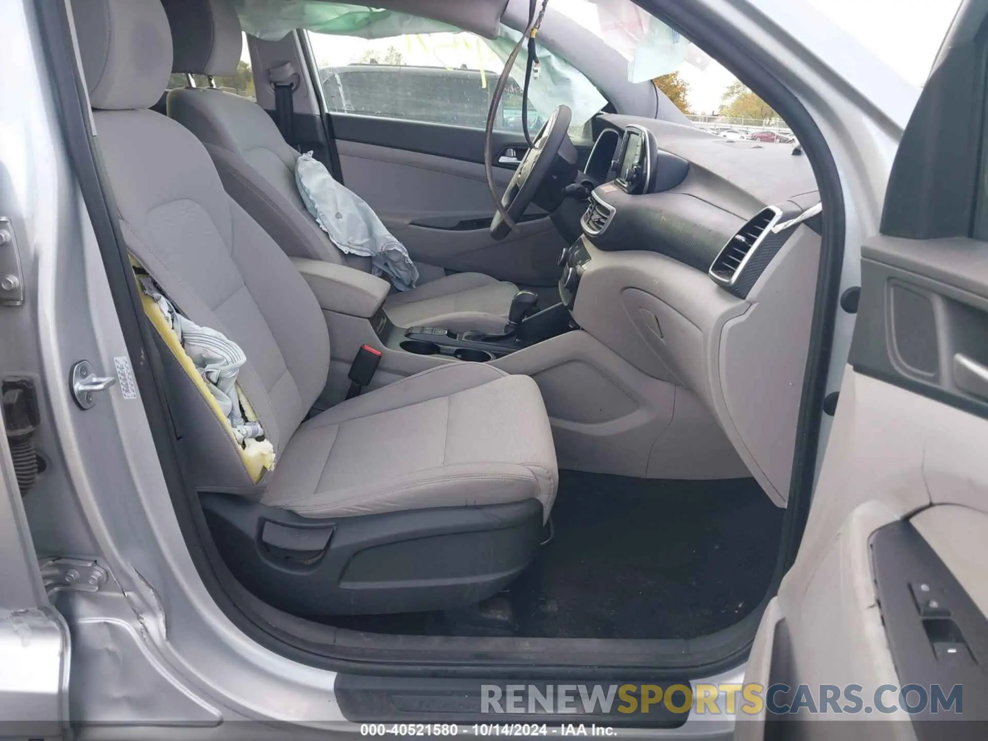 5 Фотография поврежденного автомобиля KM8J33A49KU998607 HYUNDAI TUCSON 2019