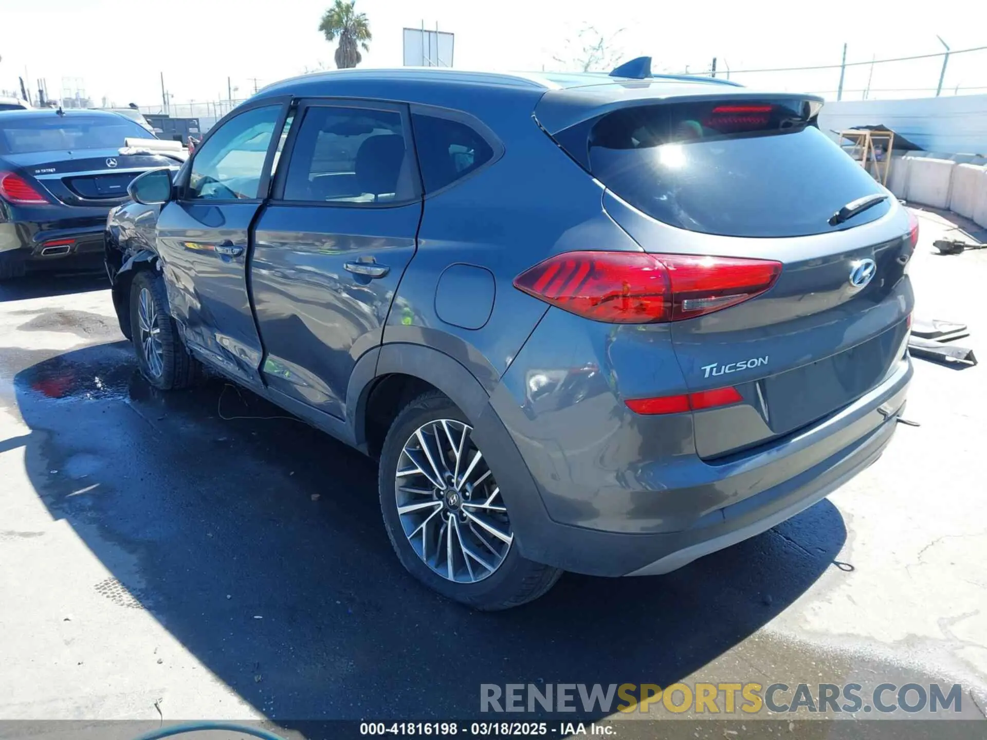 3 Photograph of a damaged car KM8J33AL1KU890618 HYUNDAI TUCSON 2019